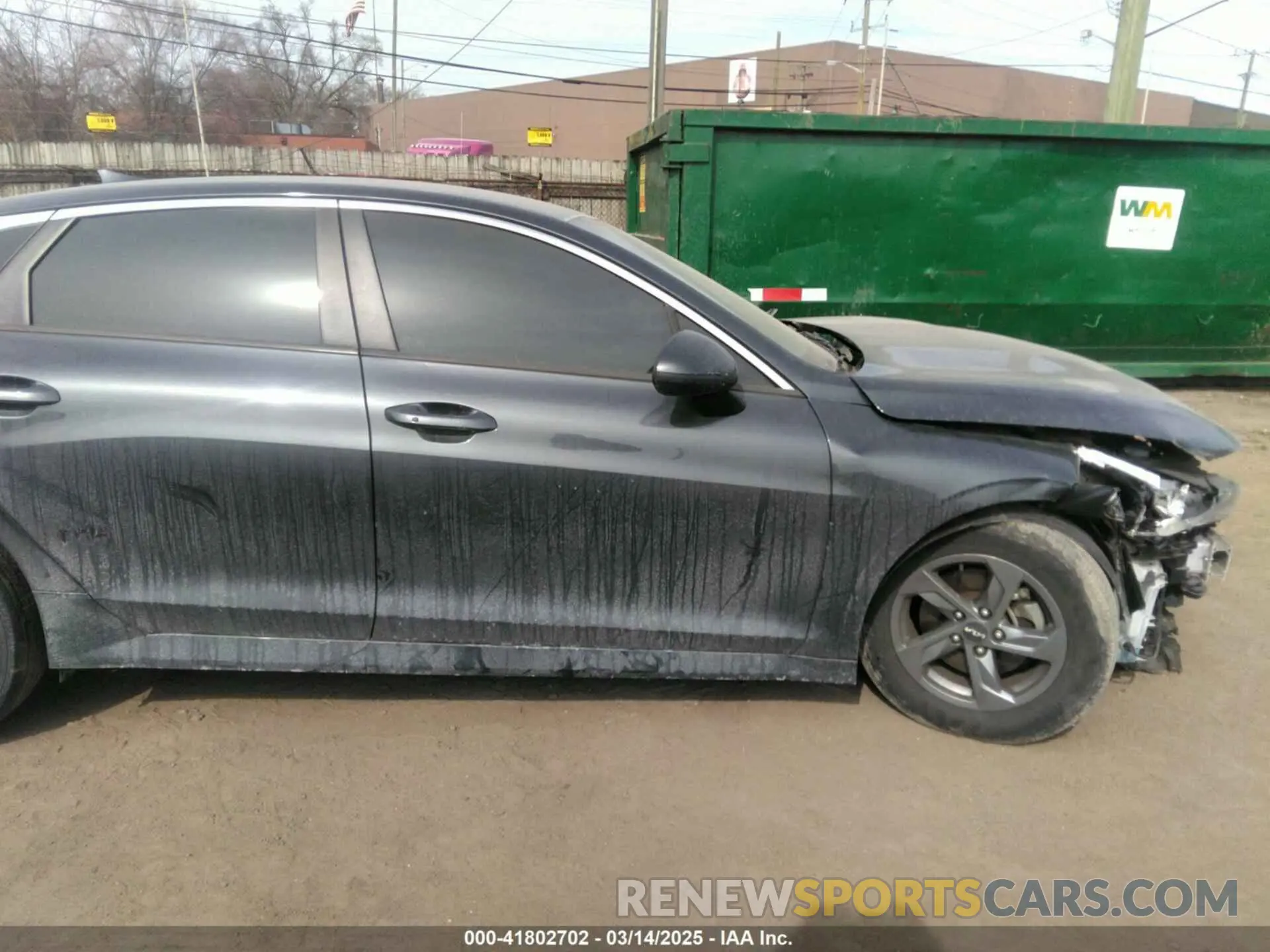 13 fotografías del automóvil dañado 5XXG14J24NG107450 KIA K5 2022
