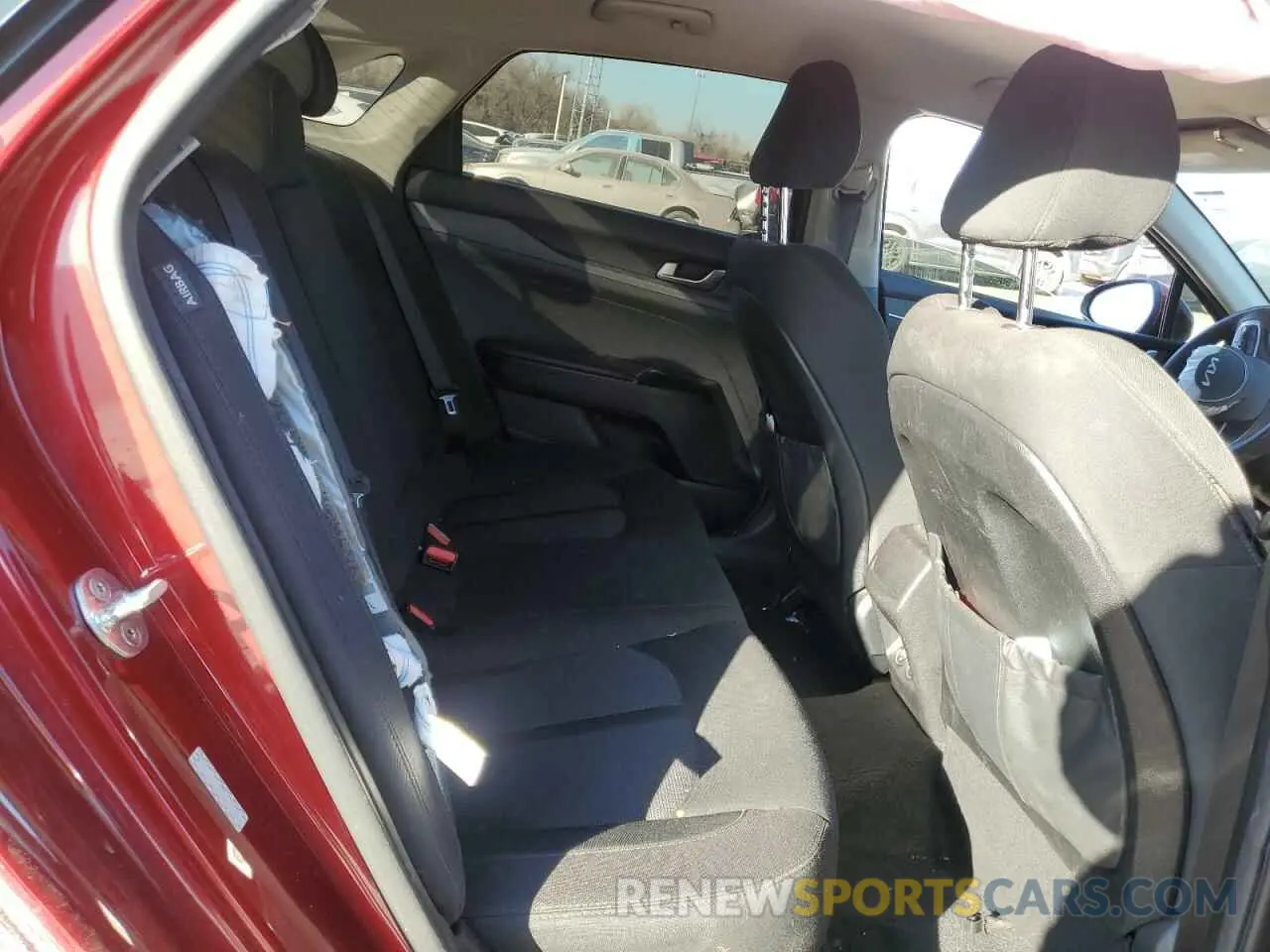 10 fotografías del automóvil dañado 5XXG14J24NG136060 KIA K5 2022
