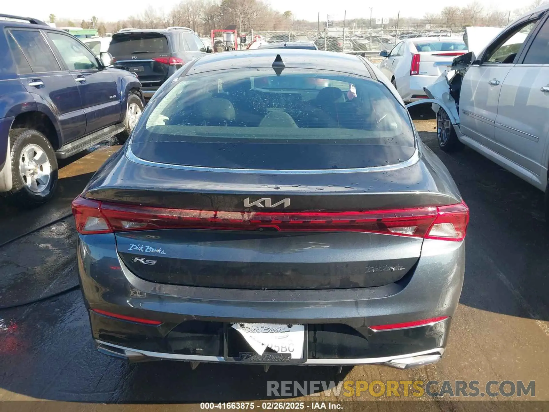 16 fotografías del automóvil dañado 5XXG14J24NG148726 KIA K5 2022