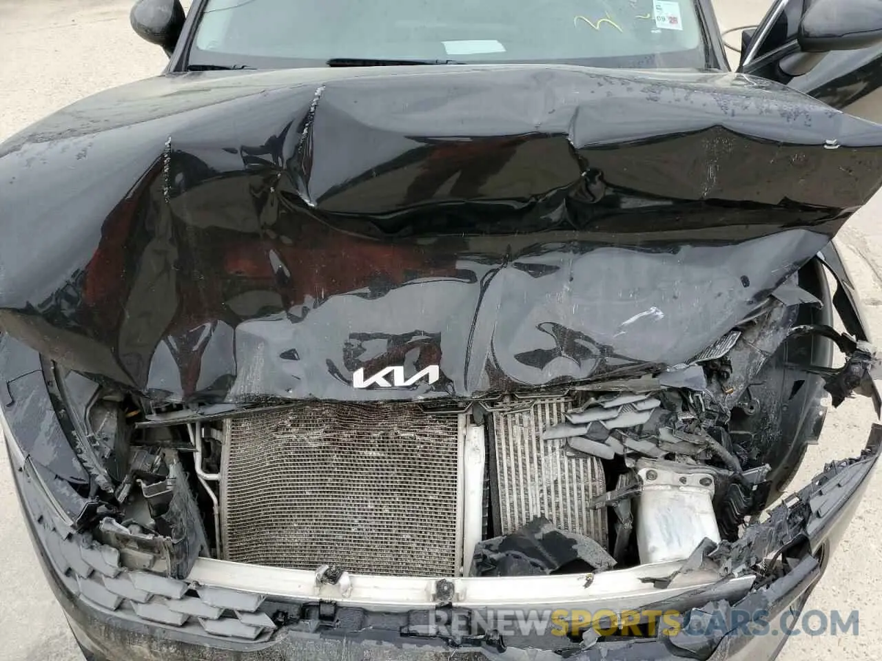 11 fotografías del automóvil dañado 5XXG14J25NG139324 KIA K5 2022
