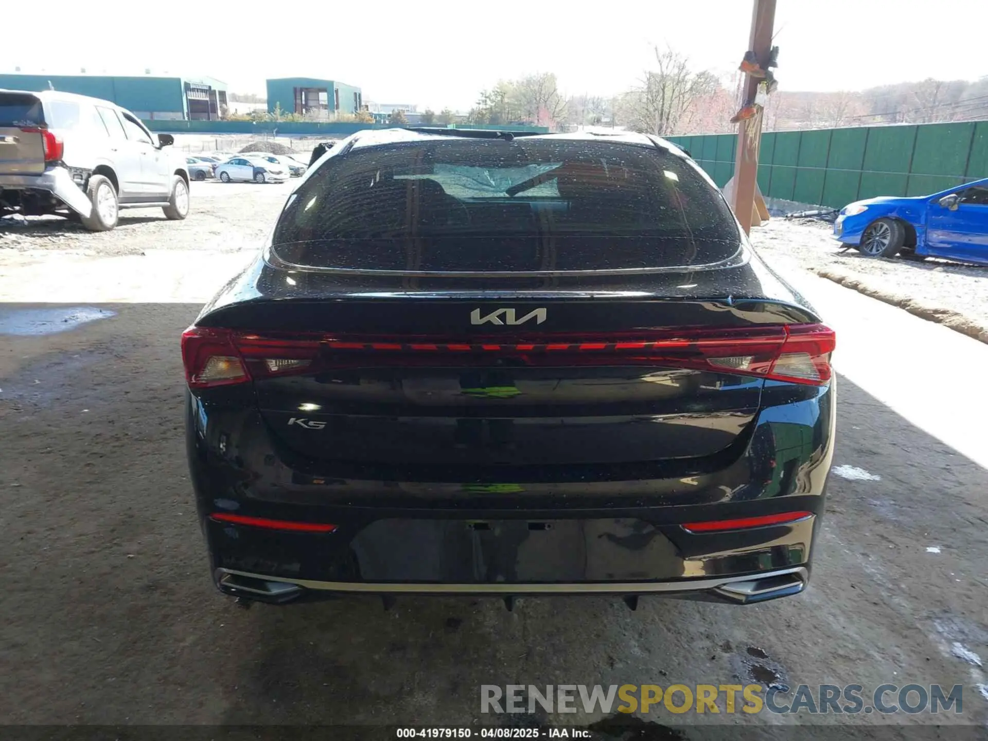 16 fotografías del automóvil dañado 5XXG14J25NG158925 KIA K5 2022