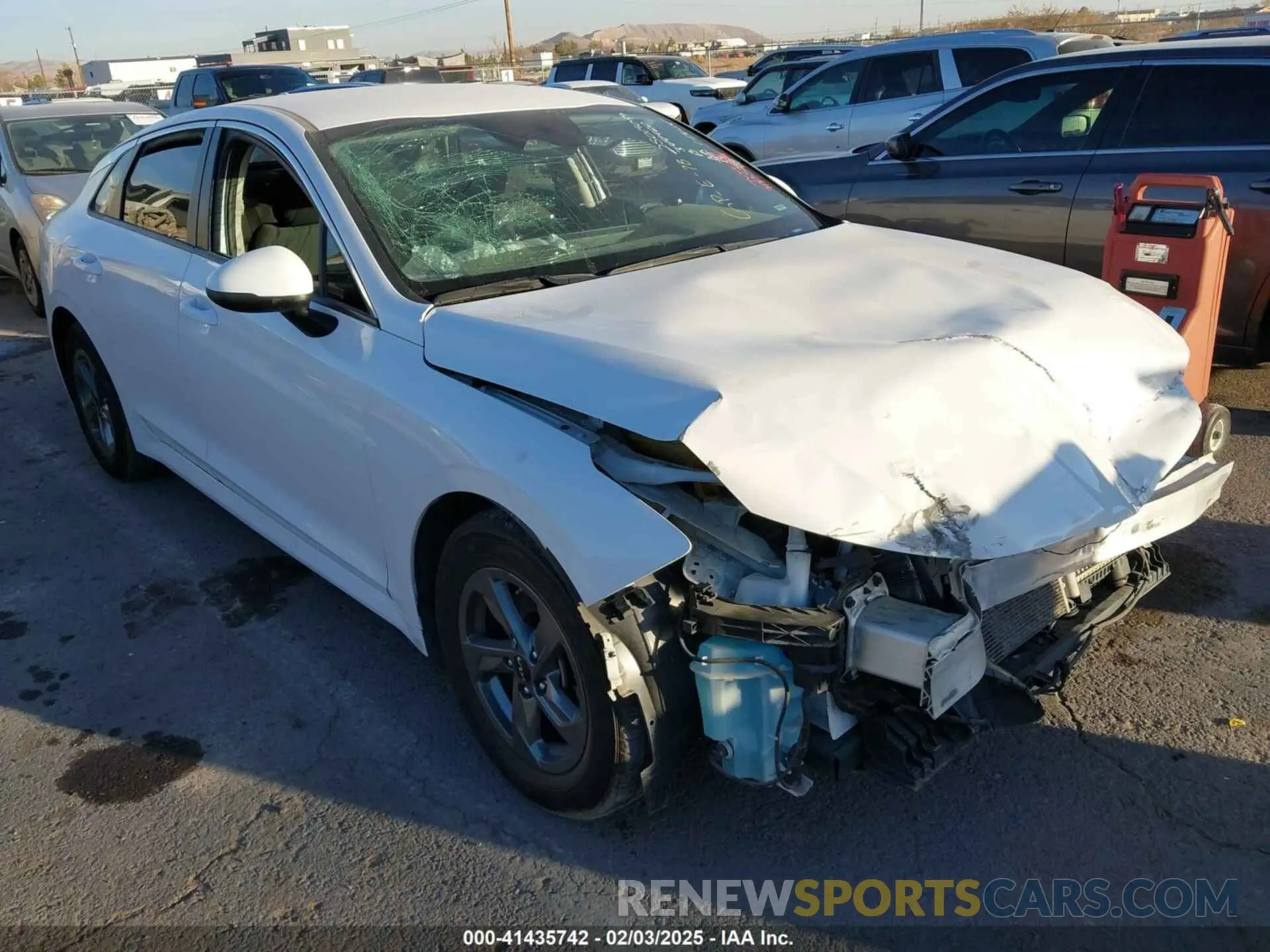 1 fotografías del automóvil dañado 5XXG14J26NG091106 KIA K5 2022