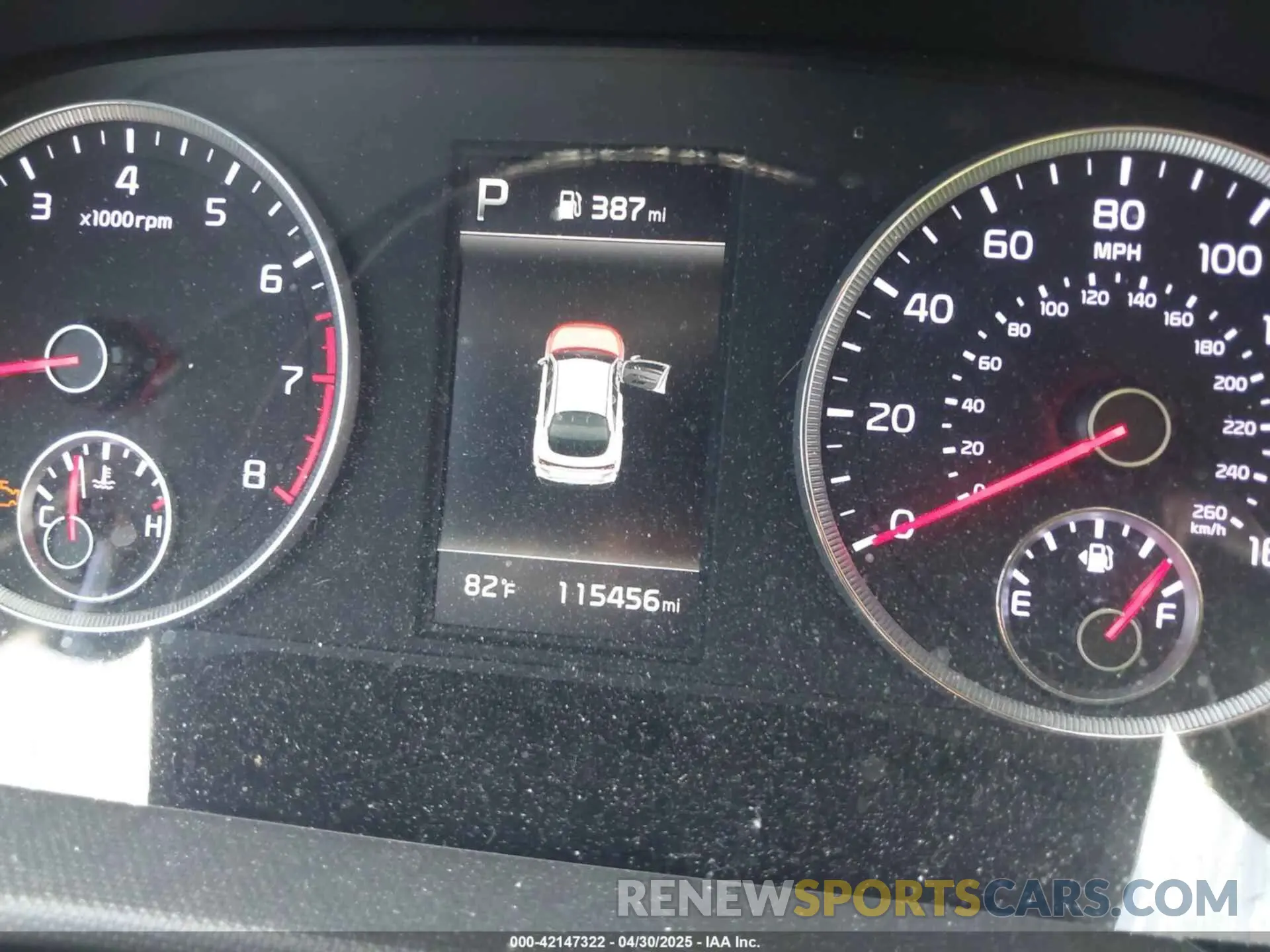 15 fotografías del automóvil dañado 5XXG14J26NG128378 KIA K5 2022