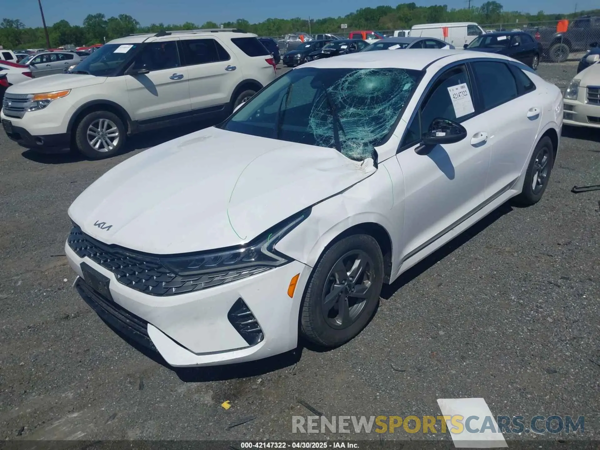2 fotografías del automóvil dañado 5XXG14J26NG128378 KIA K5 2022