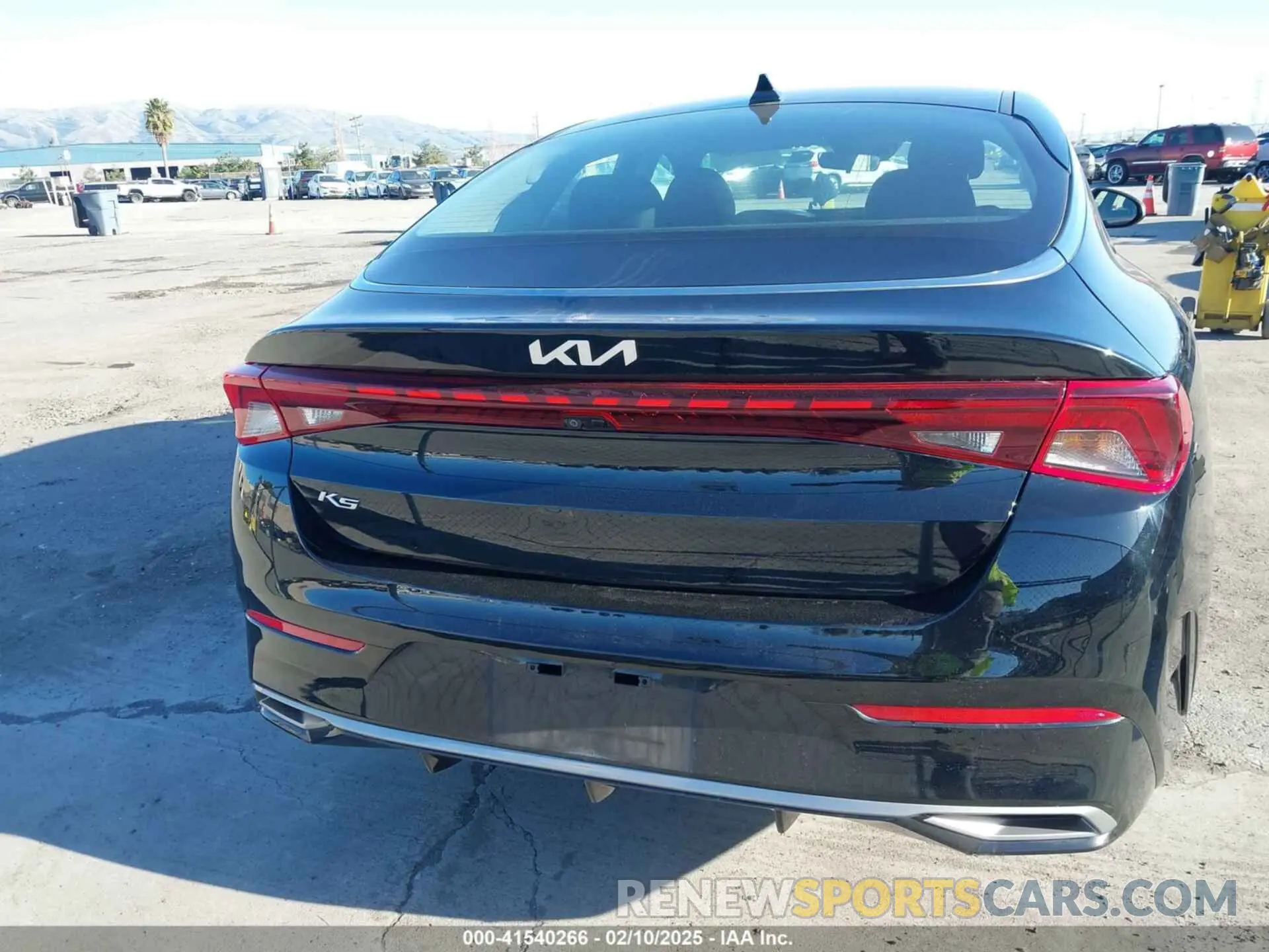 17 fotografías del automóvil dañado 5XXG14J26NG159842 KIA K5 2022