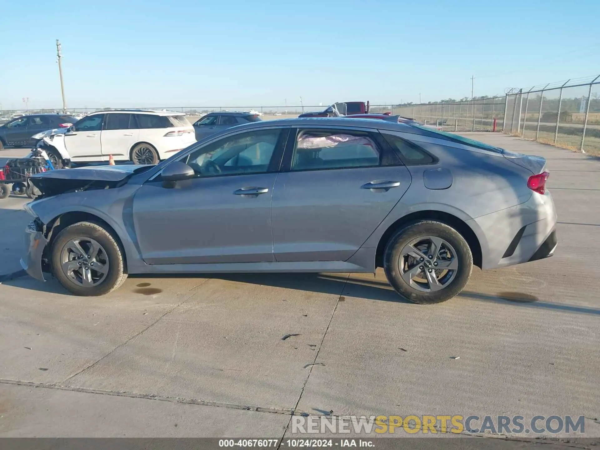 13 fotografías del automóvil dañado 5XXG14J27NG088974 KIA K5 2022