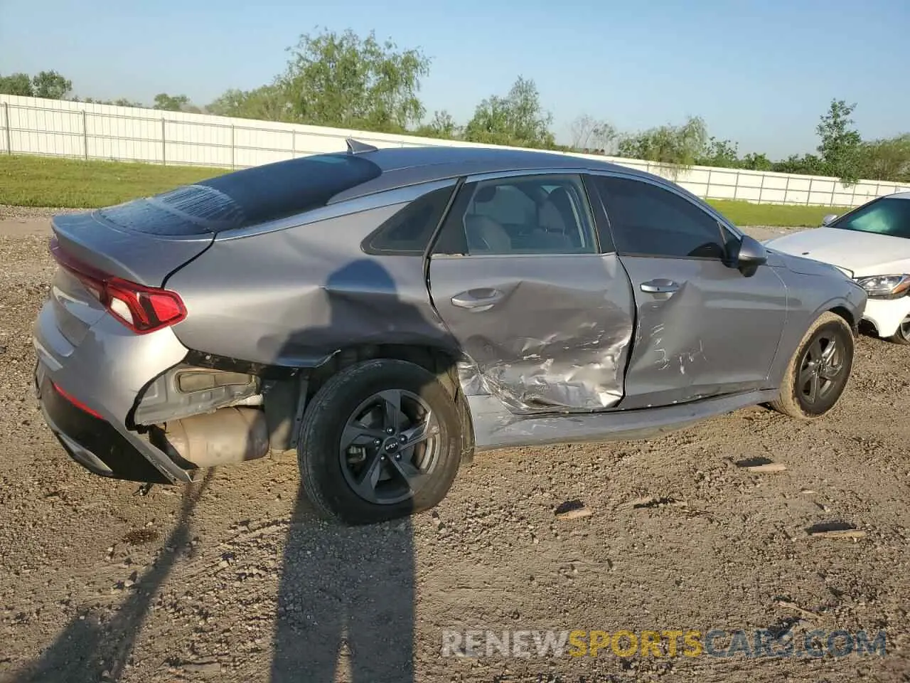 3 fotografías del automóvil dañado 5XXG14J27NG150910 KIA K5 2022