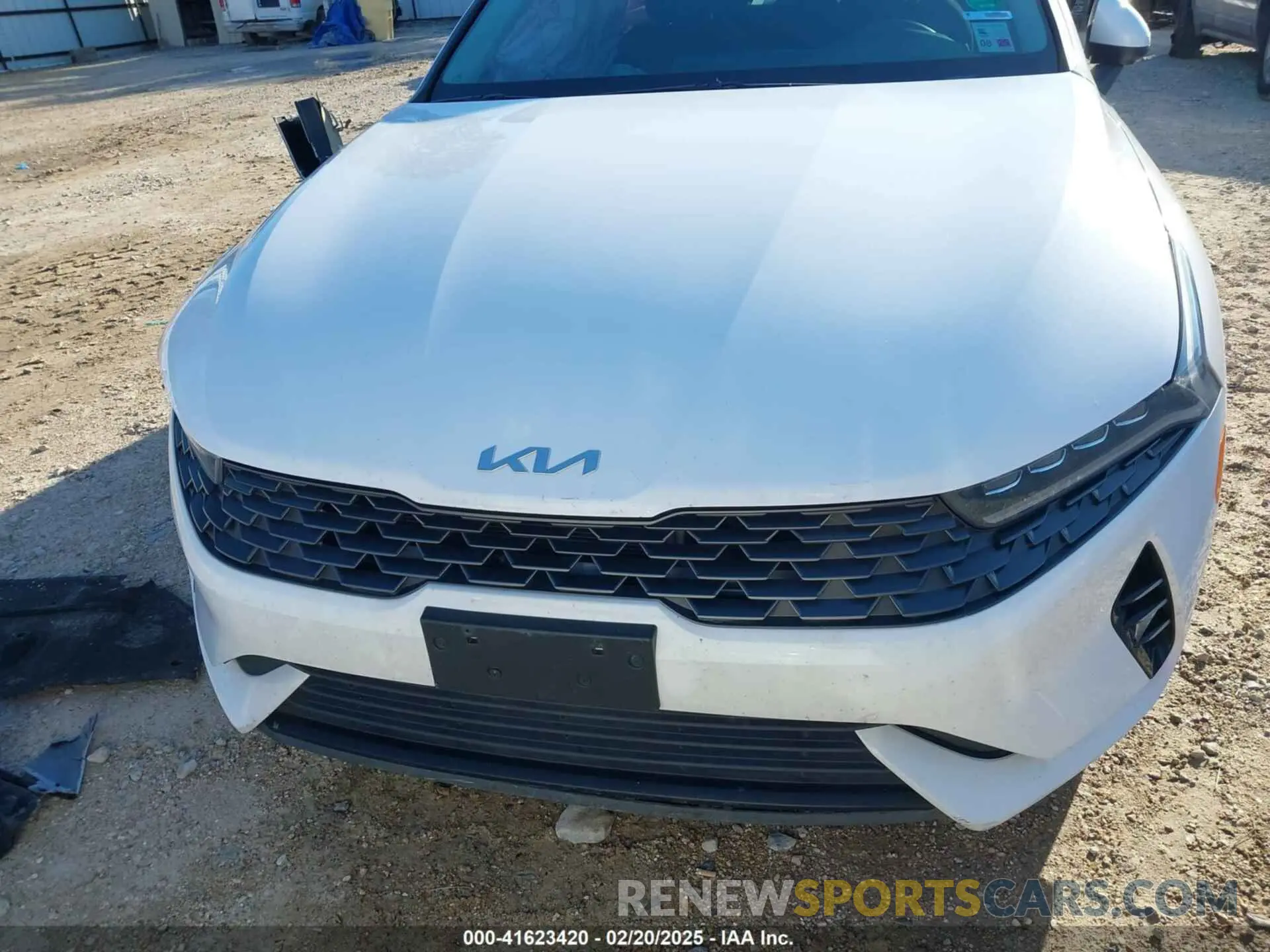 12 fotografías del automóvil dañado 5XXG14J28NG116006 KIA K5 2022