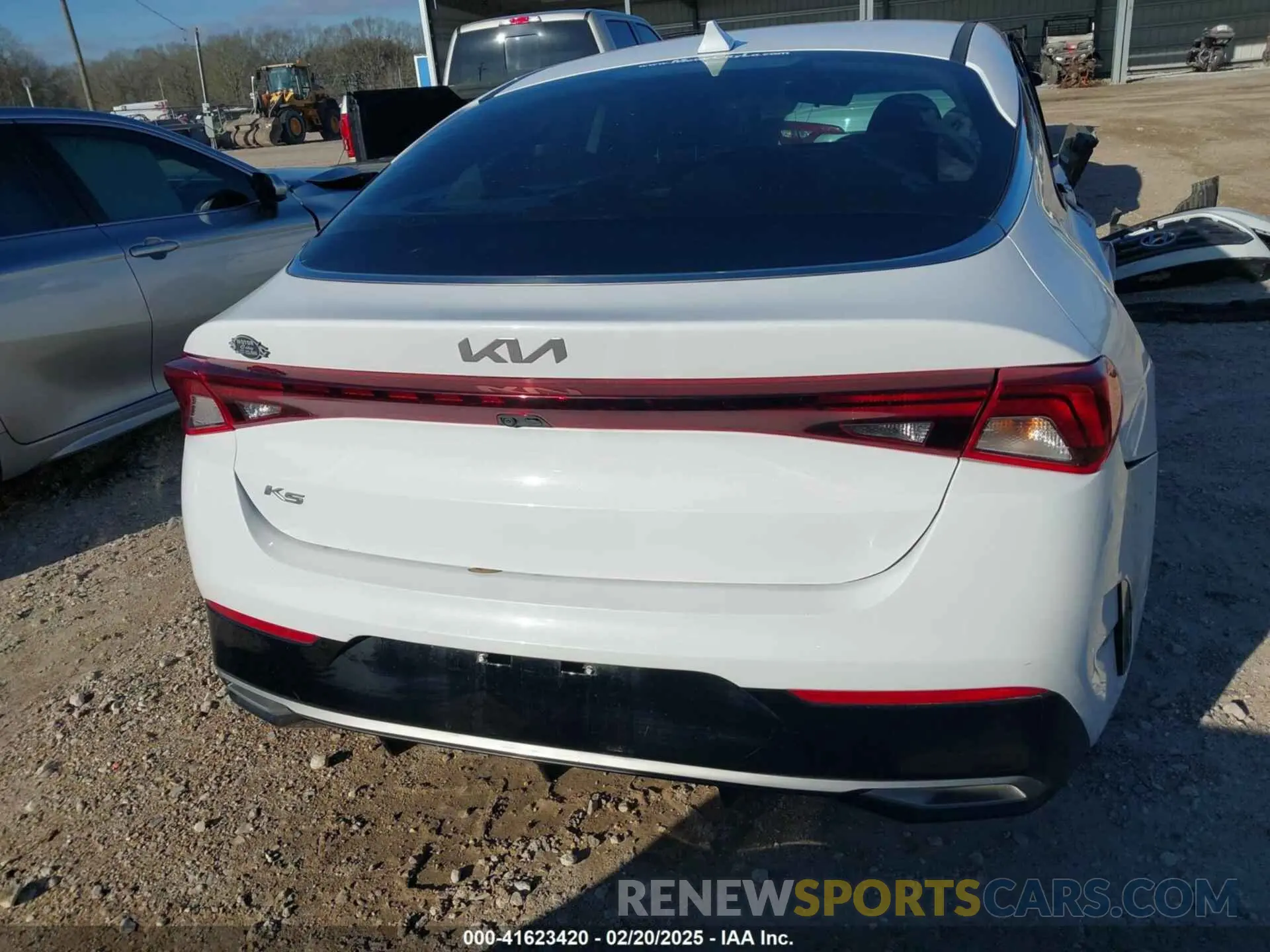 16 fotografías del automóvil dañado 5XXG14J28NG116006 KIA K5 2022
