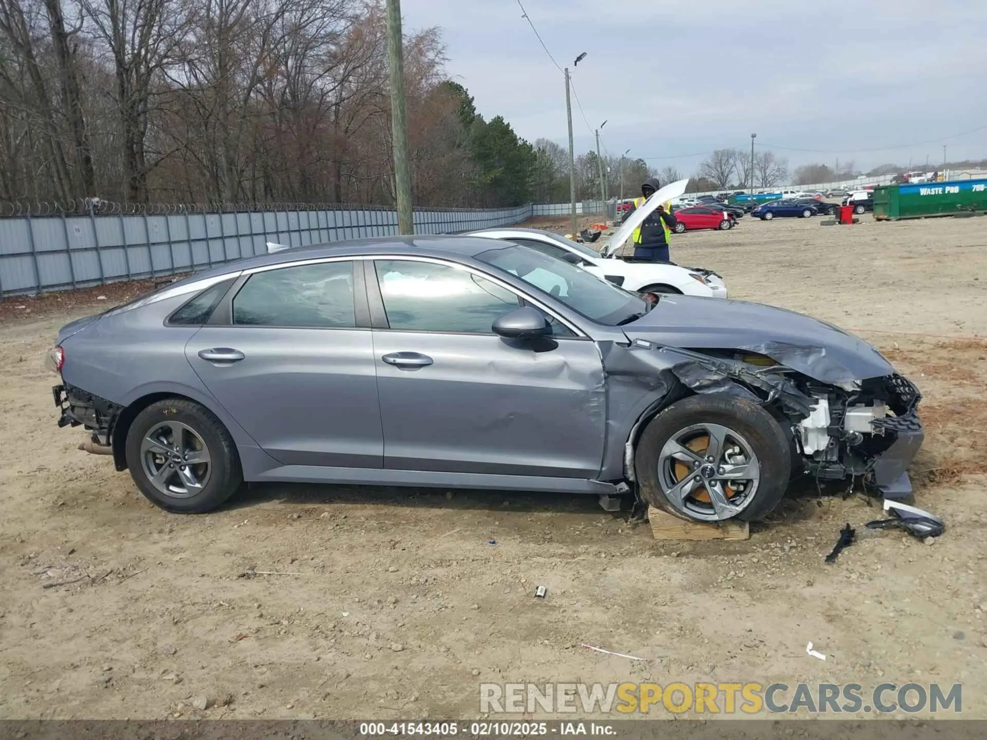 14 fotografías del automóvil dañado 5XXG14J28NG117835 KIA K5 2022