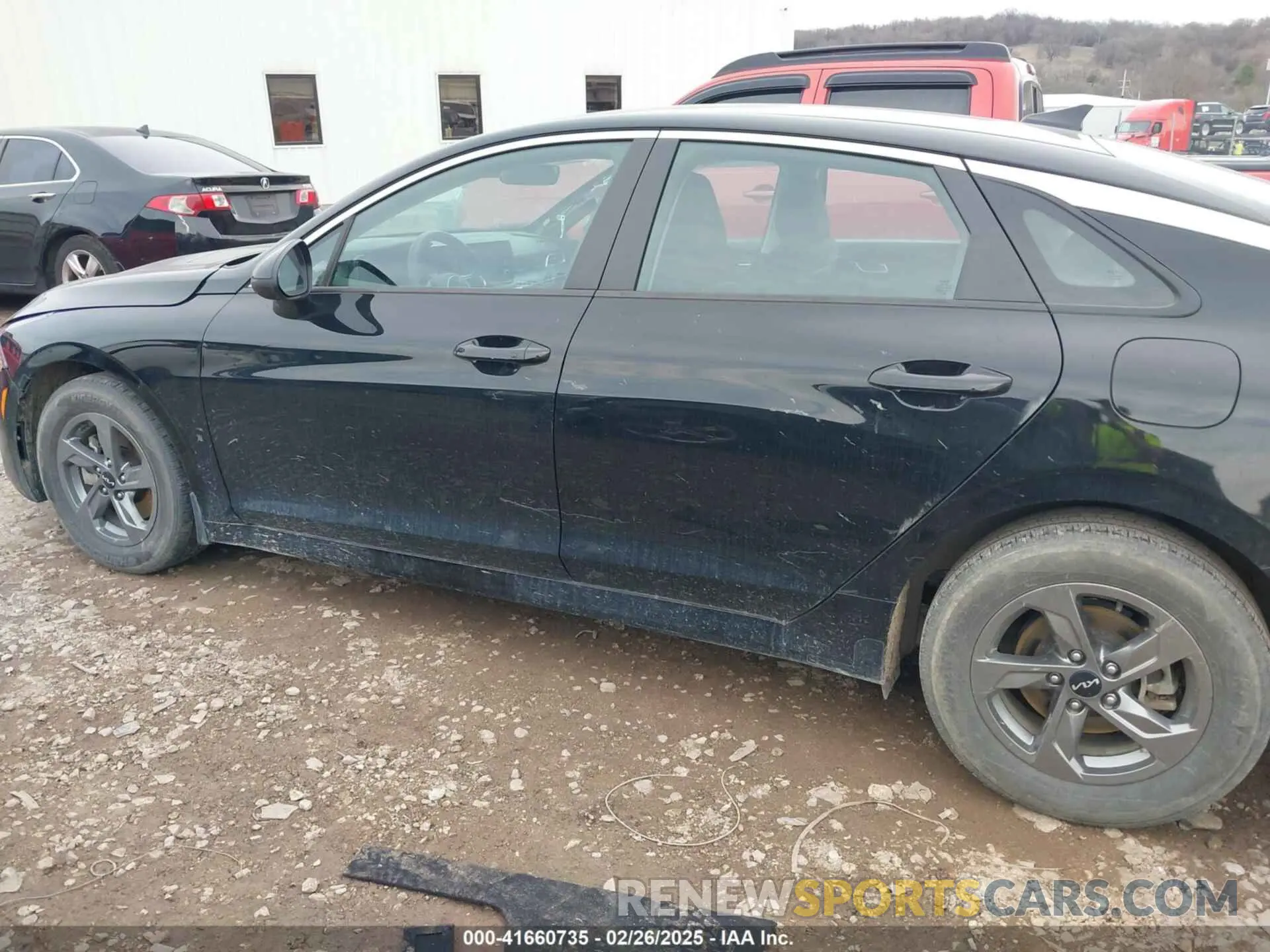 15 fotografías del automóvil dañado 5XXG14J28NG121187 KIA K5 2022