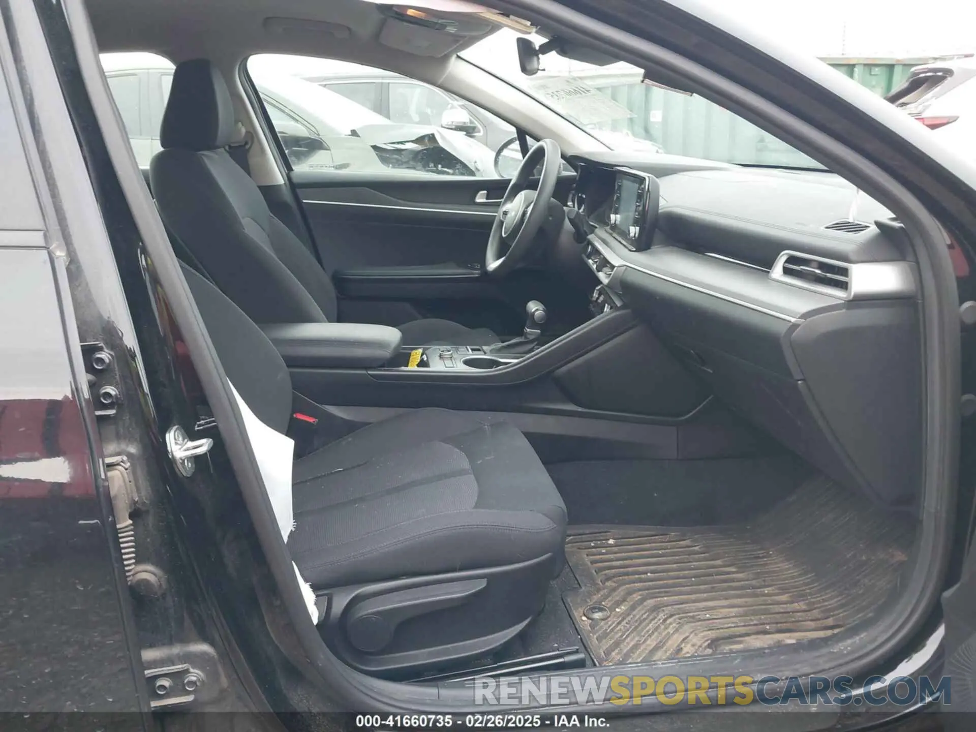 5 fotografías del automóvil dañado 5XXG14J28NG121187 KIA K5 2022