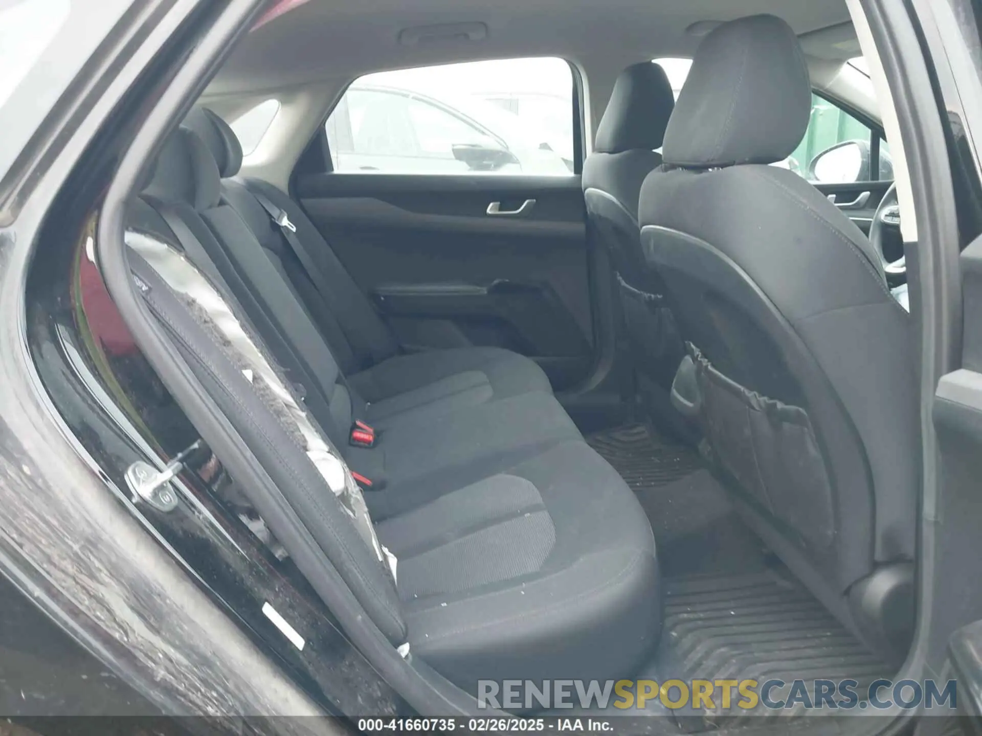 8 fotografías del automóvil dañado 5XXG14J28NG121187 KIA K5 2022