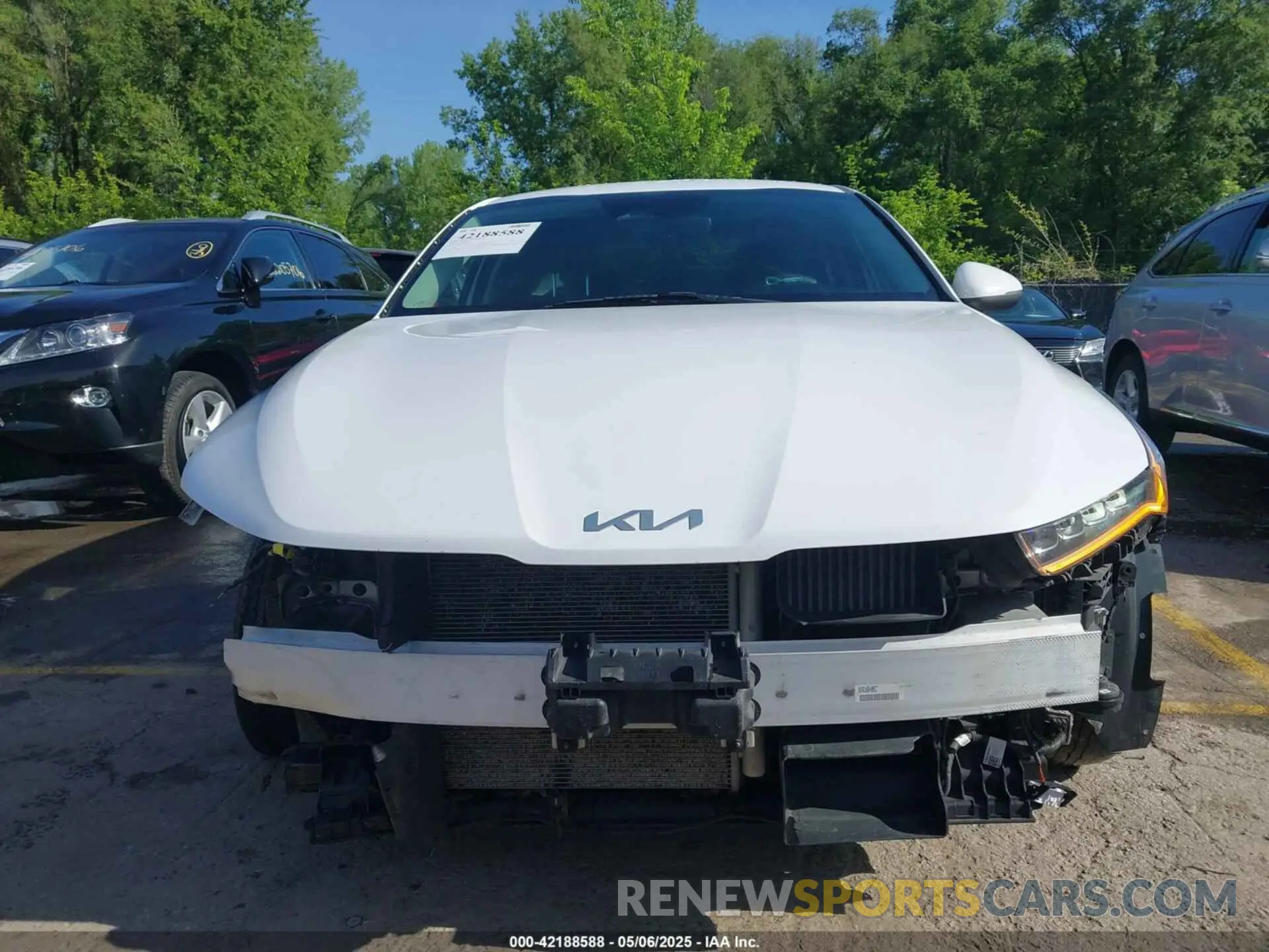 13 fotografías del automóvil dañado 5XXG14J29NG086773 KIA K5 2022