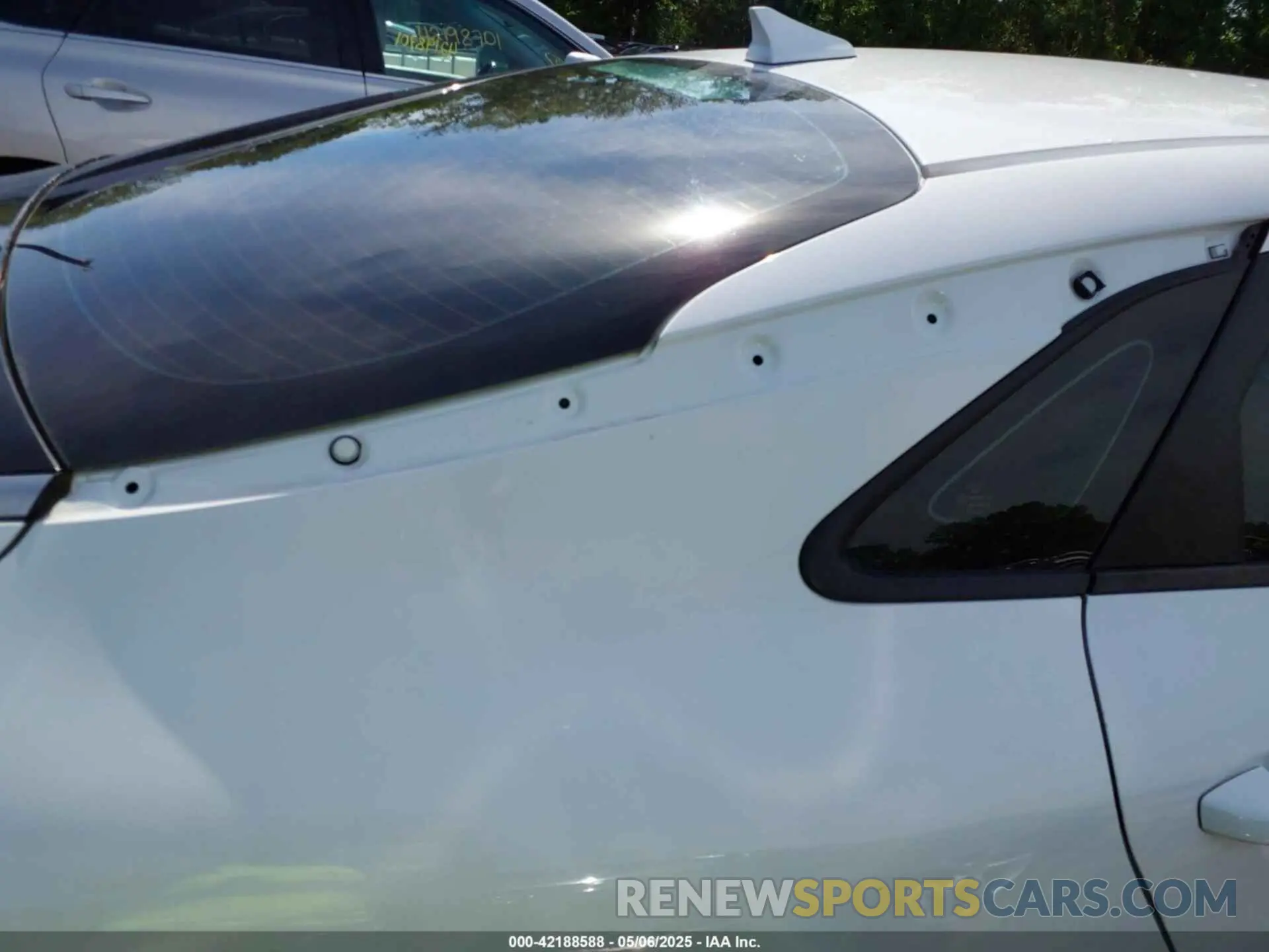 20 fotografías del automóvil dañado 5XXG14J29NG086773 KIA K5 2022
