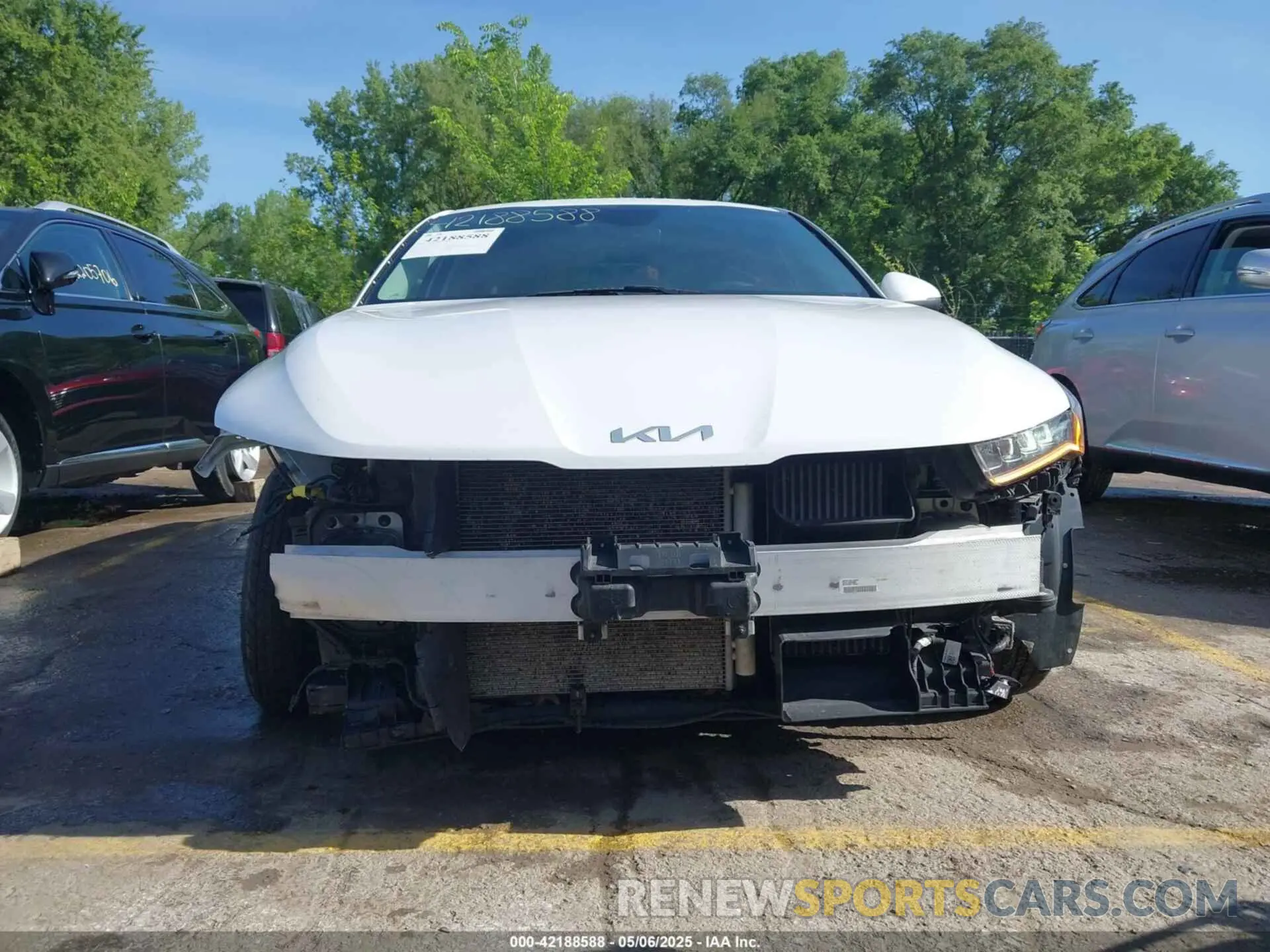 6 fotografías del automóvil dañado 5XXG14J29NG086773 KIA K5 2022