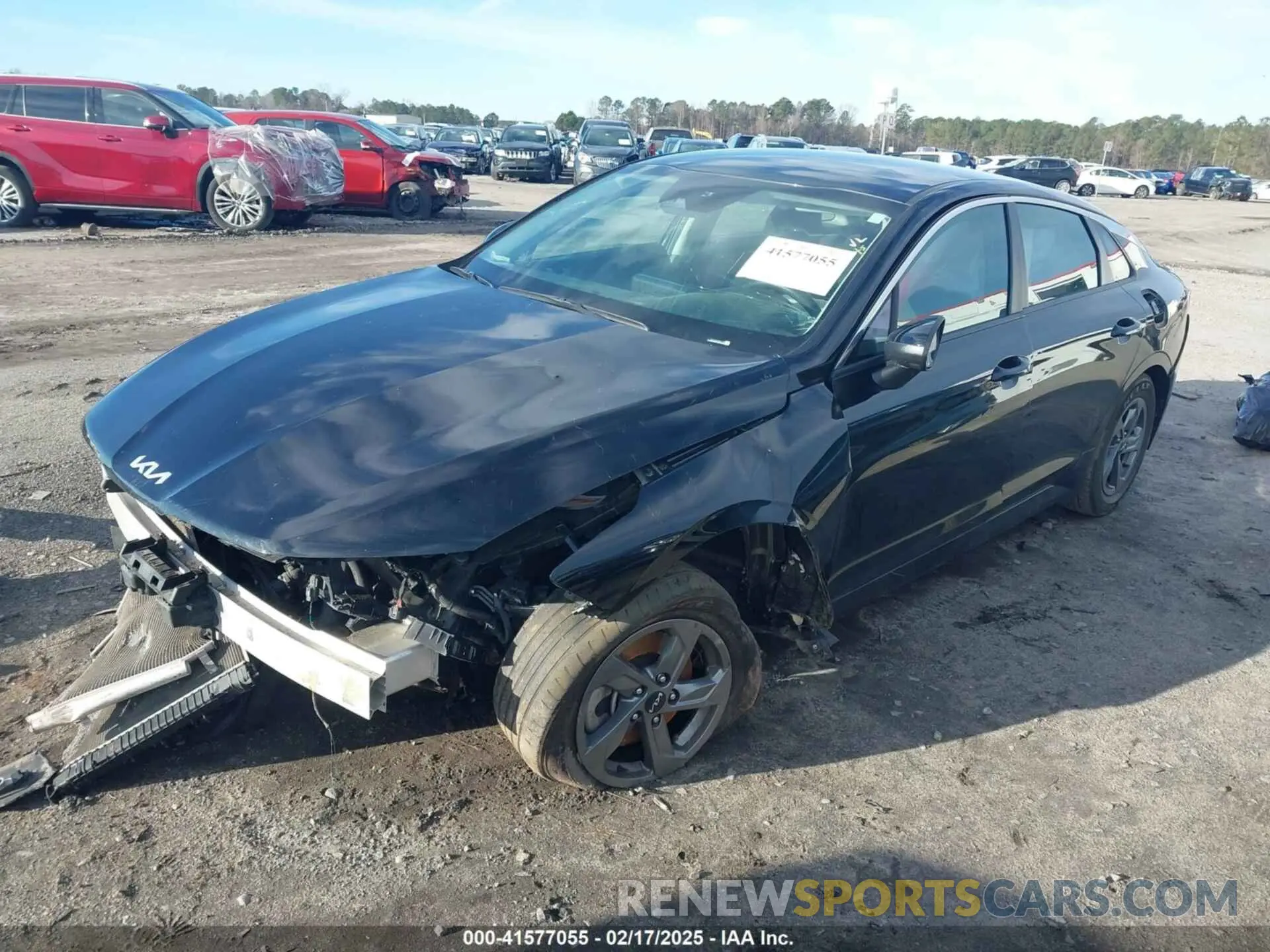 2 fotografías del automóvil dañado 5XXG14J29NG114622 KIA K5 2022