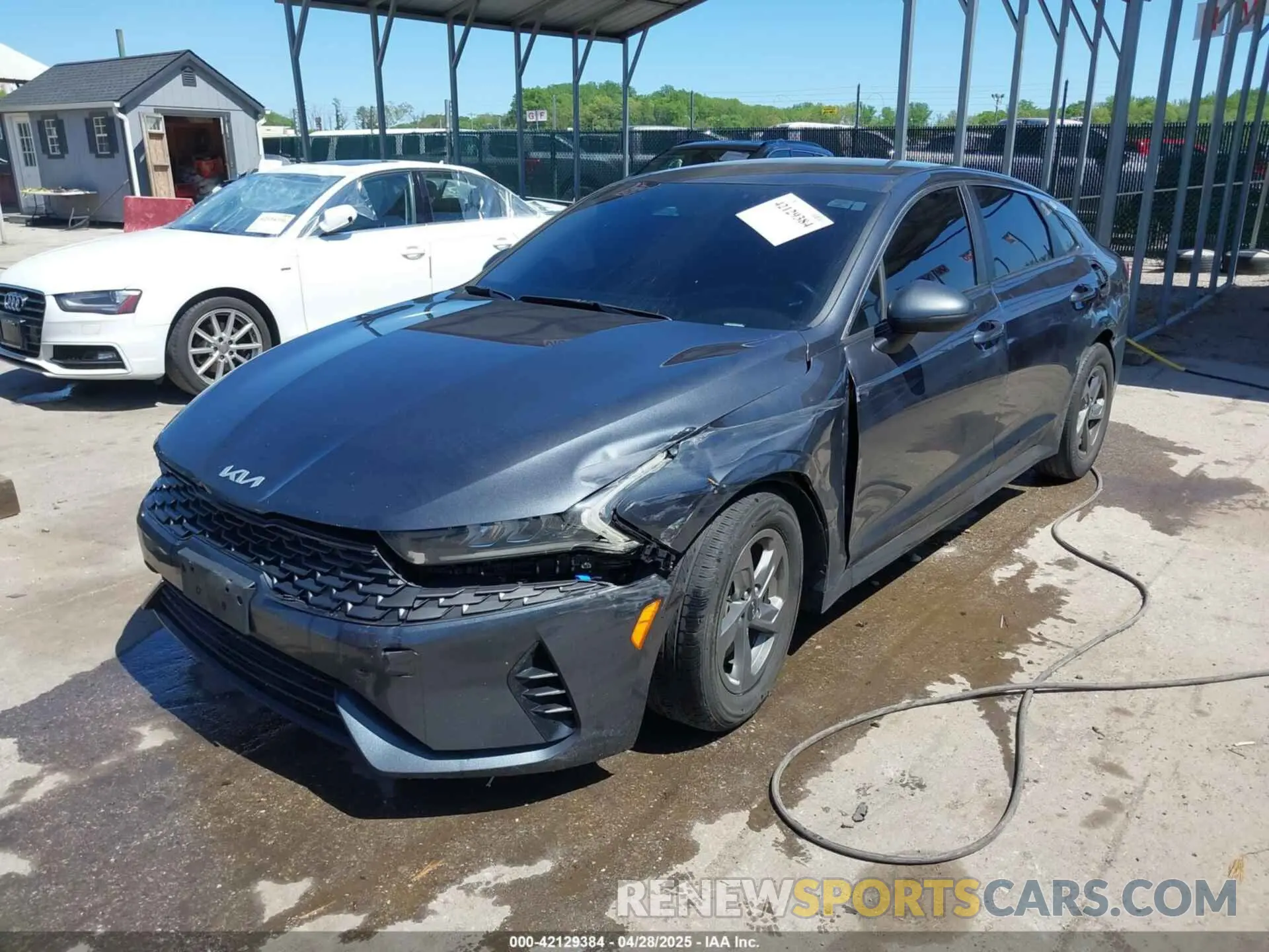 2 fotografías del automóvil dañado 5XXG14J29NG129556 KIA K5 2022