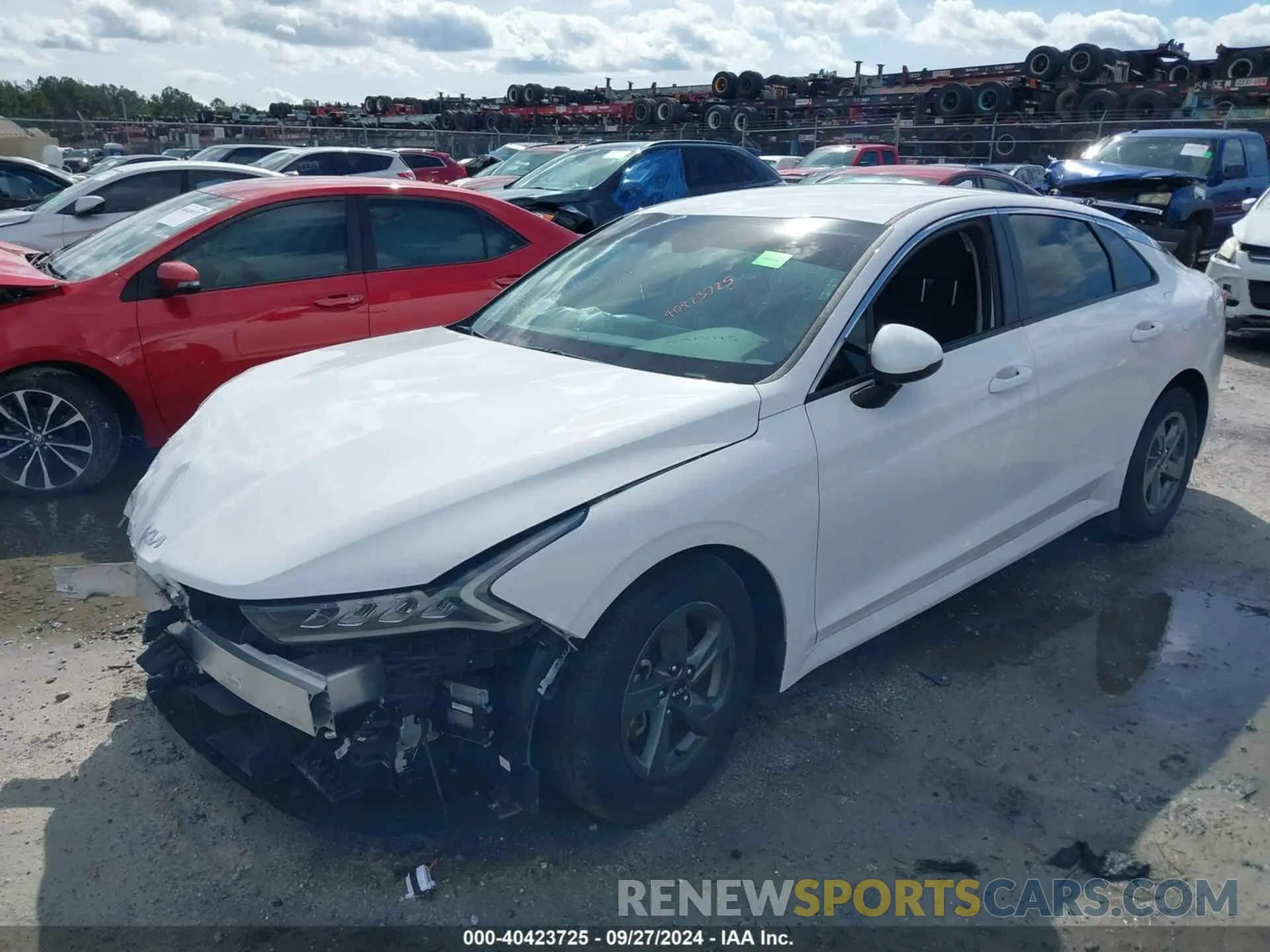 2 fotografías del automóvil dañado 5XXG24J20NG108463 KIA K5 2022