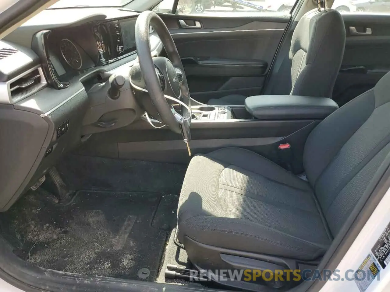 7 fotografías del automóvil dañado 5XXG24J20NG119379 KIA K5 2022