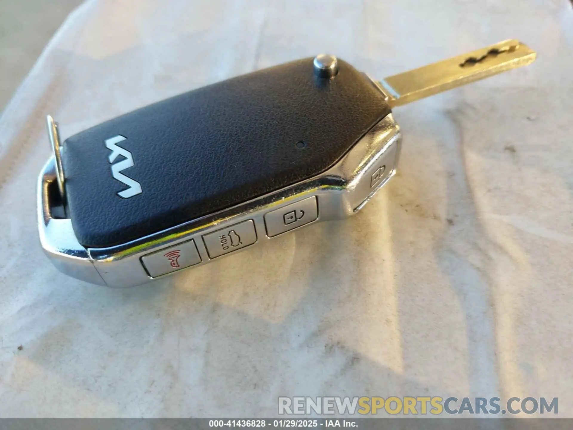 11 fotografías del automóvil dañado 5XXG24J2XNG083460 KIA K5 2022