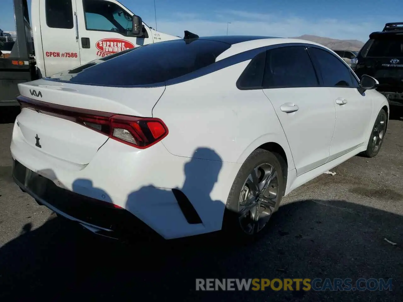 3 fotografías del automóvil dañado 5XXG34J27NG087897 KIA K5 2022