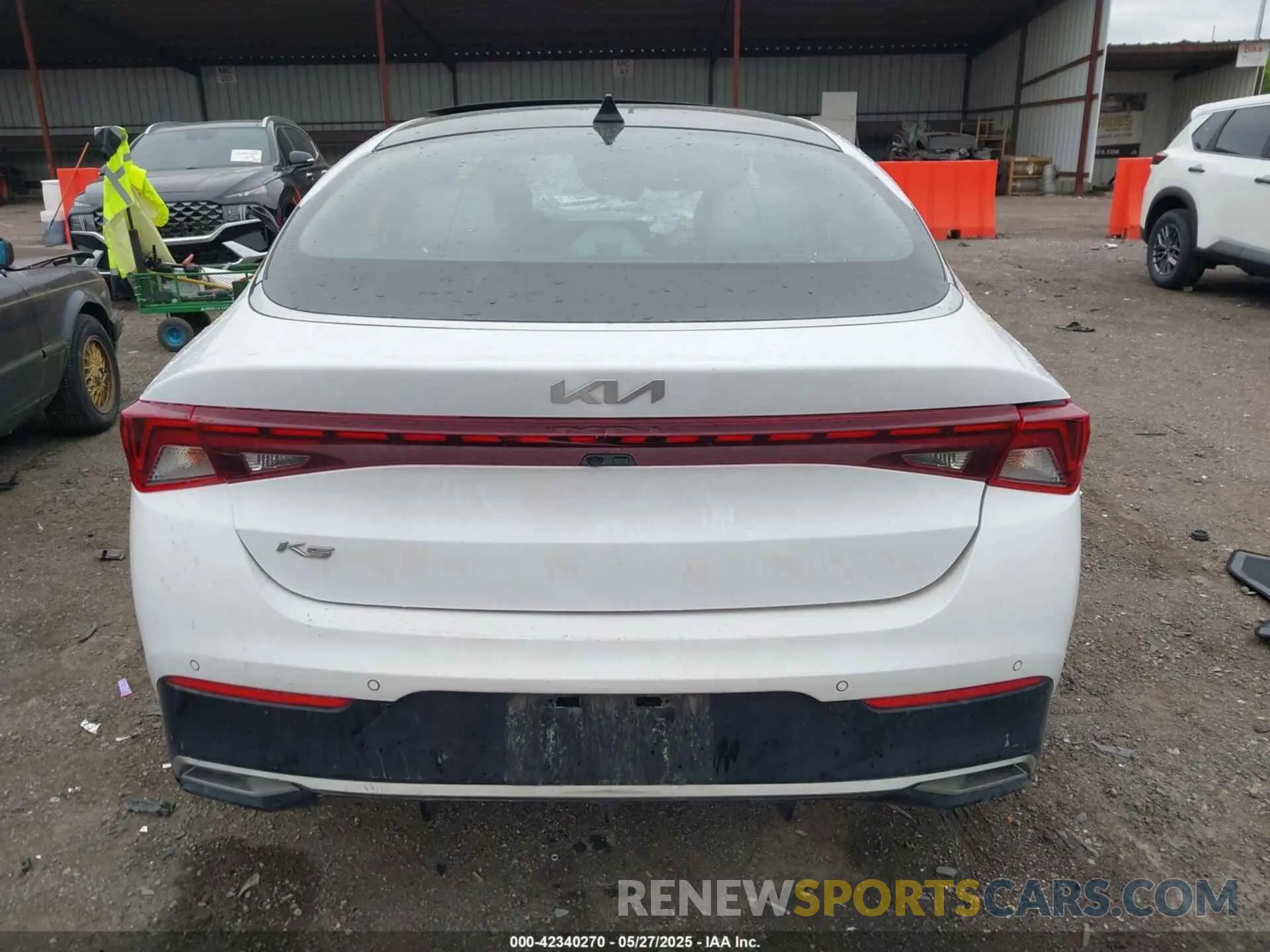16 fotografías del automóvil dañado 5XXG34J28NG105792 KIA K5 2022