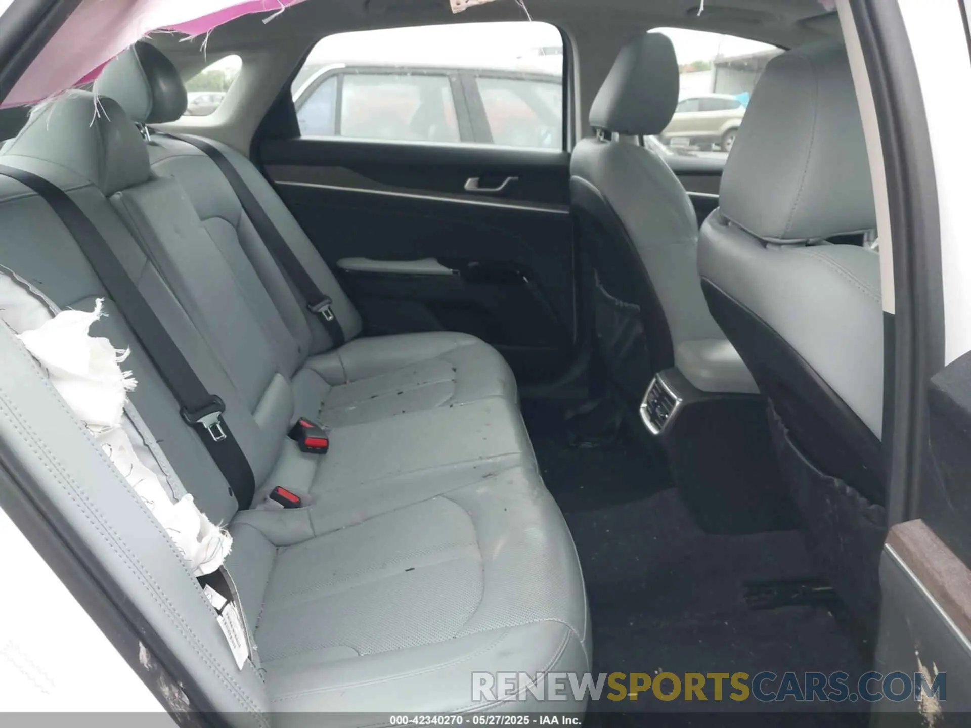 8 fotografías del automóvil dañado 5XXG34J28NG105792 KIA K5 2022