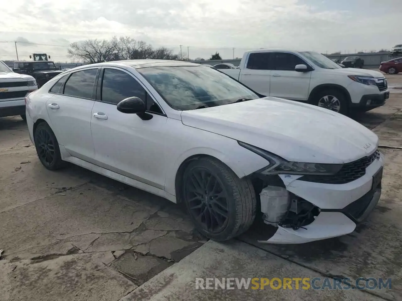 4 fotografías del automóvil dañado 5XXG44J88NG094097 KIA K5 2022