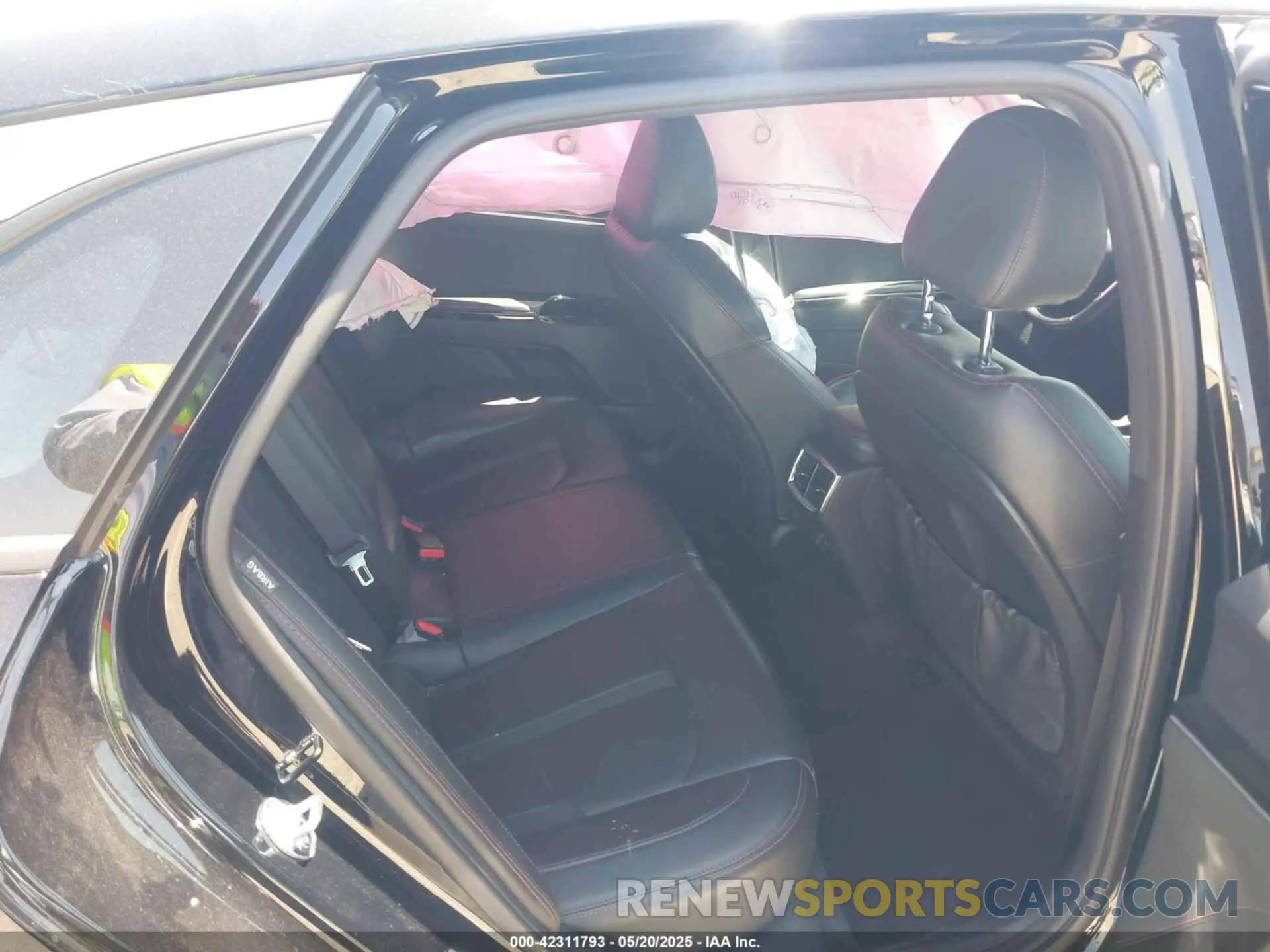 8 fotografías del automóvil dañado 5XXG44J8XNG134258 KIA K5 2022