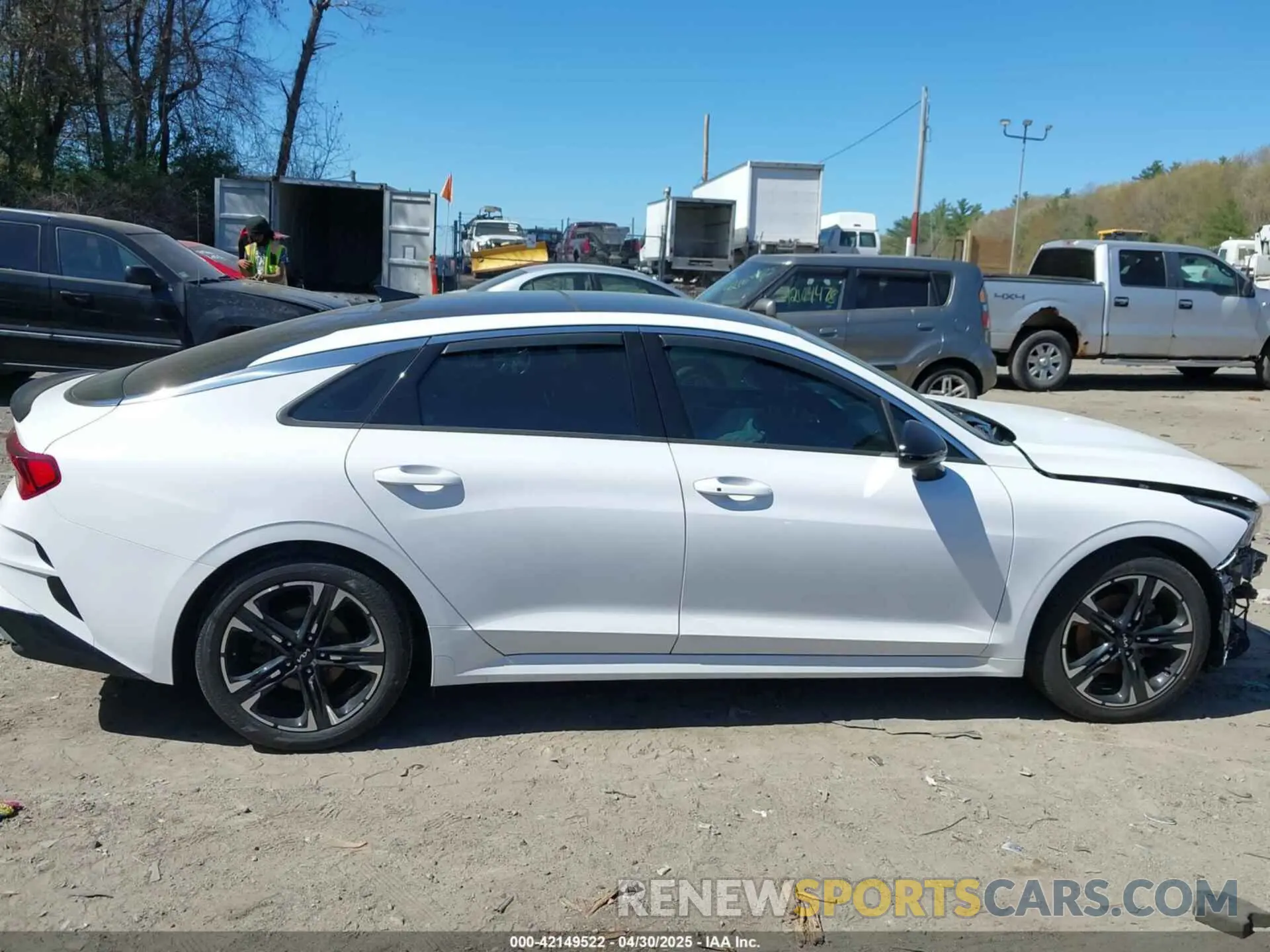 13 fotografías del automóvil dañado 5XXG64J20NG093080 KIA K5 2022