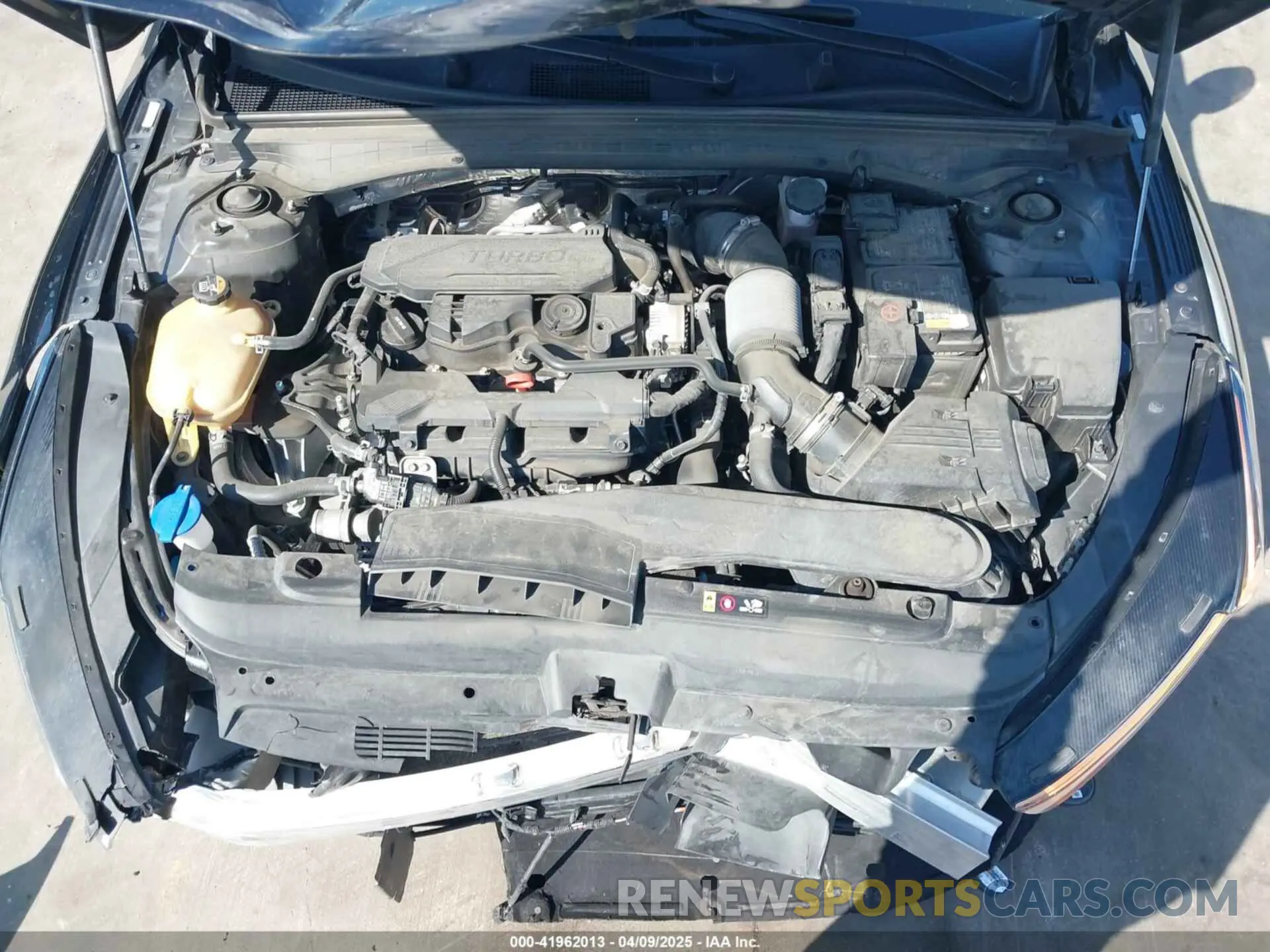 10 fotografías del automóvil dañado 5XXG64J20NG119032 KIA K5 2022