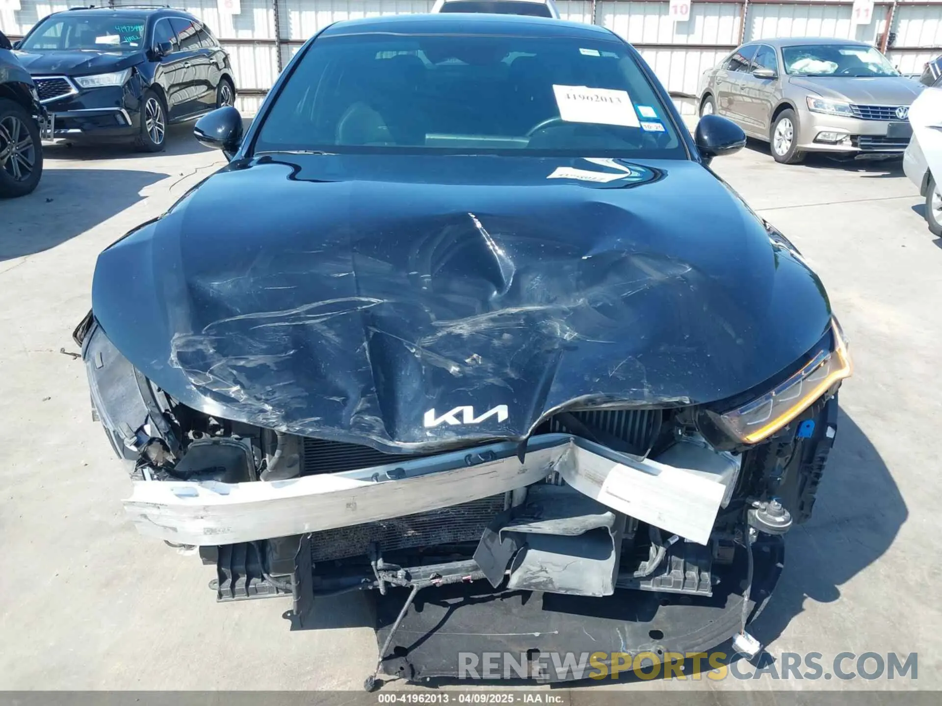 13 fotografías del automóvil dañado 5XXG64J20NG119032 KIA K5 2022