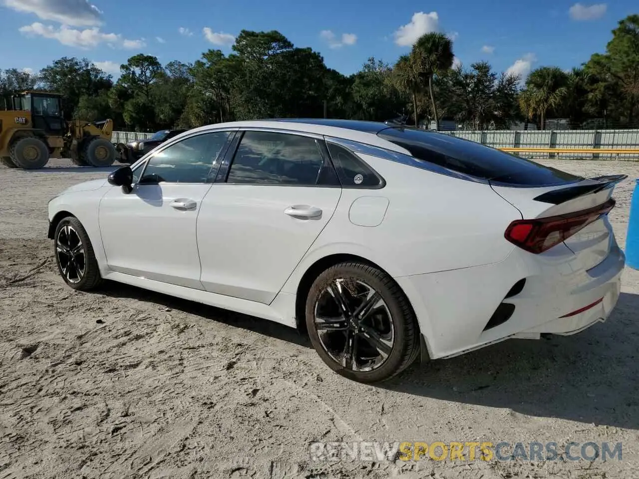 2 fotografías del automóvil dañado 5XXG64J20NG130533 KIA K5 2022