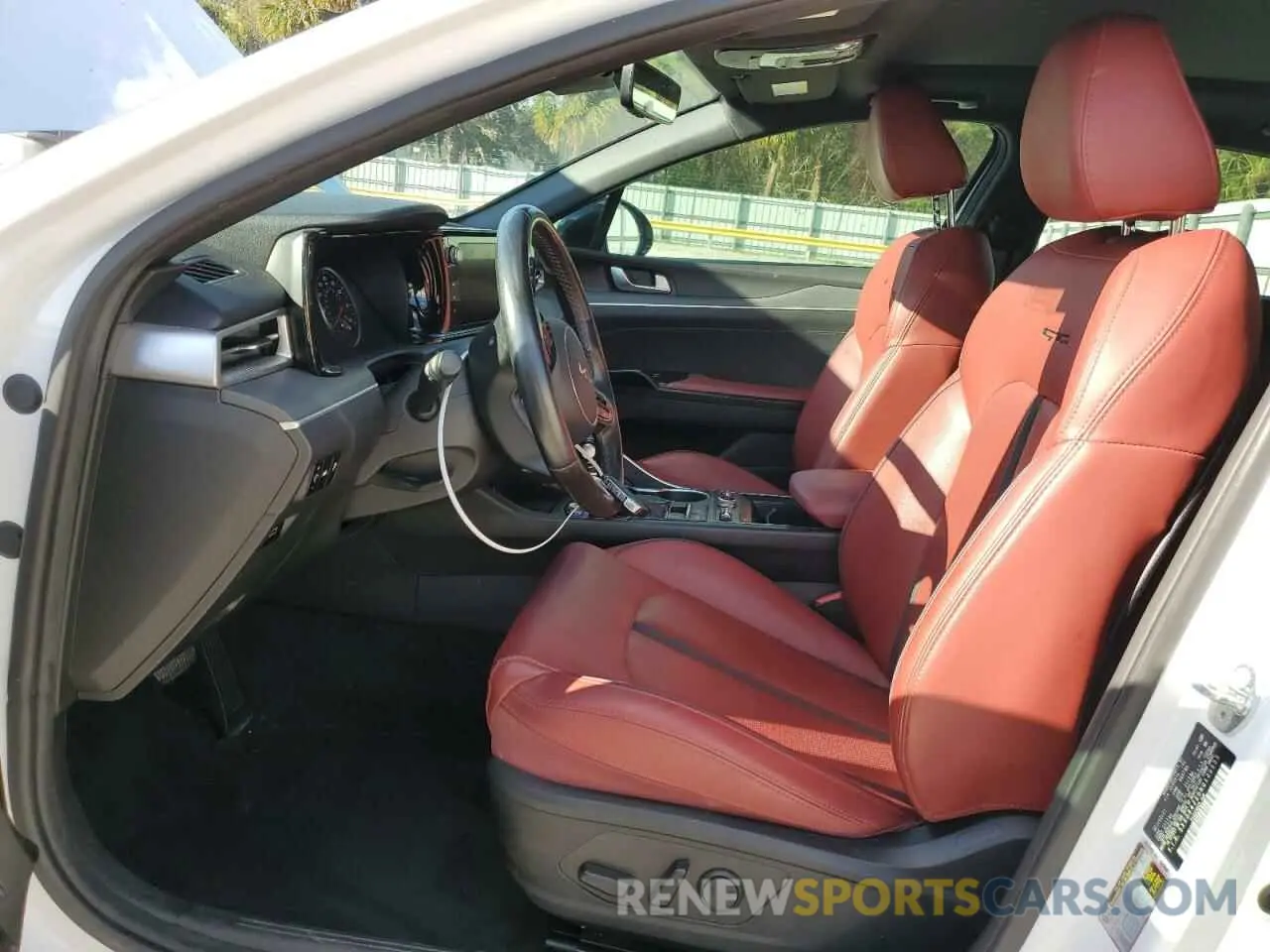 7 fotografías del automóvil dañado 5XXG64J20NG130533 KIA K5 2022
