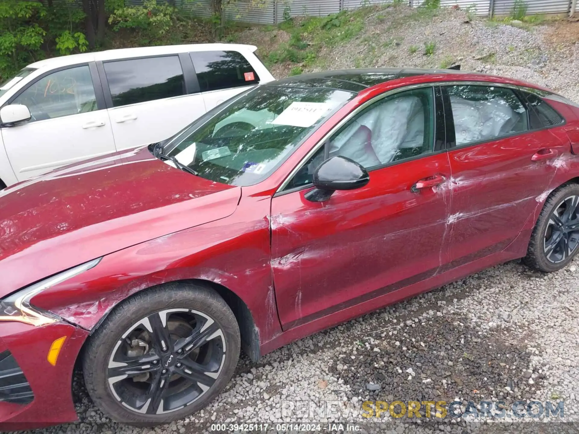 21 fotografías del automóvil dañado 5XXG64J21NG096098 KIA K5 2022