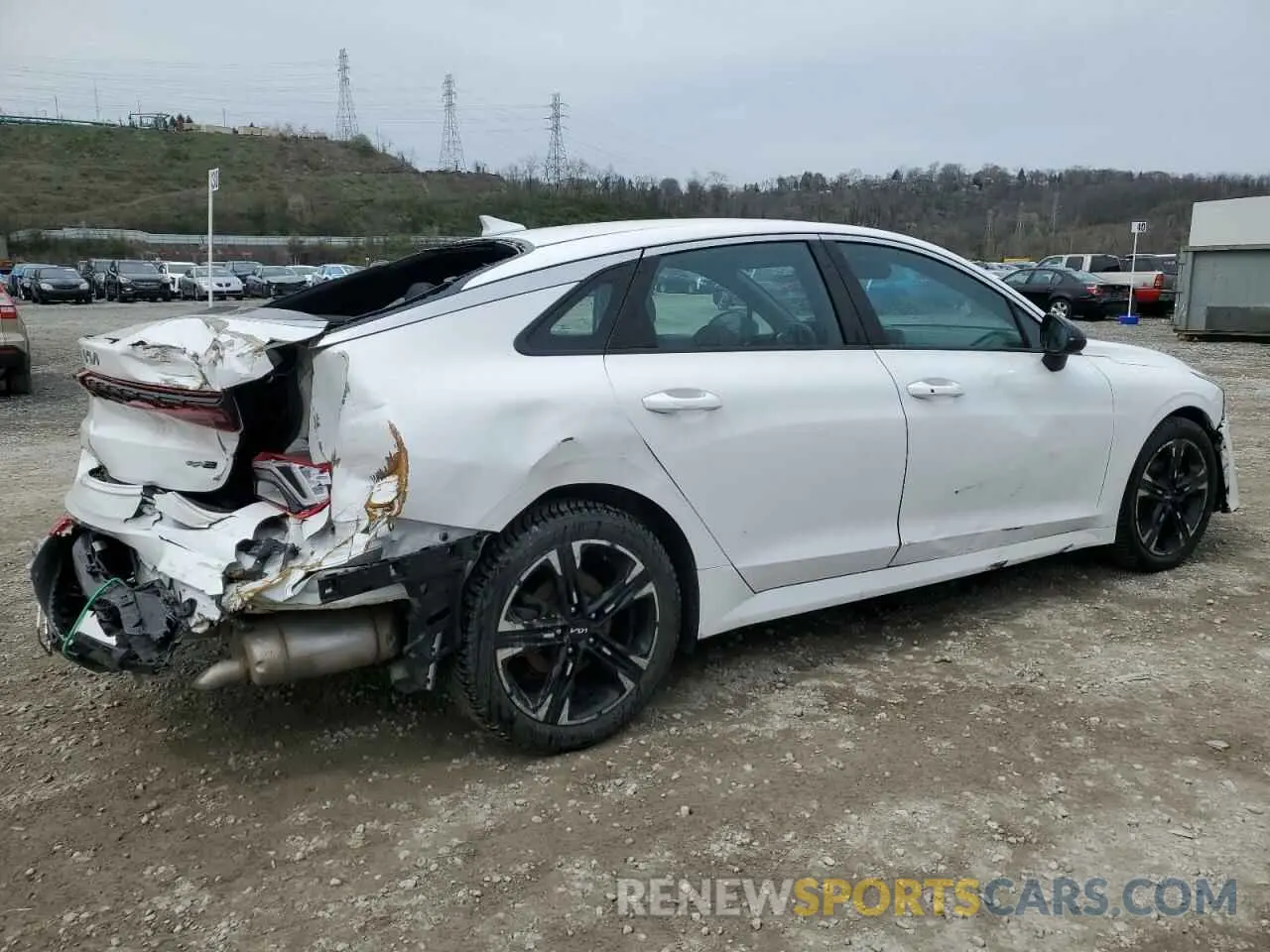 3 fotografías del automóvil dañado 5XXG64J21NG125096 KIA K5 2022
