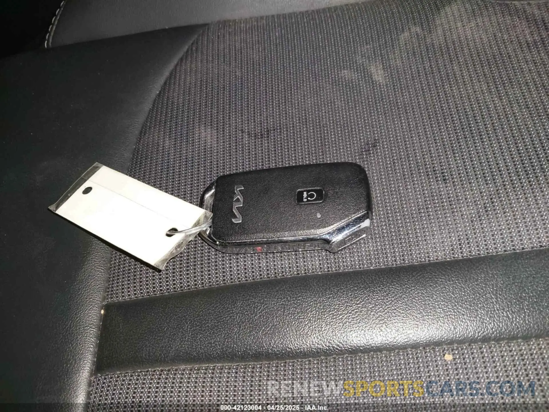11 fotografías del automóvil dañado 5XXG64J21NG154551 KIA K5 2022