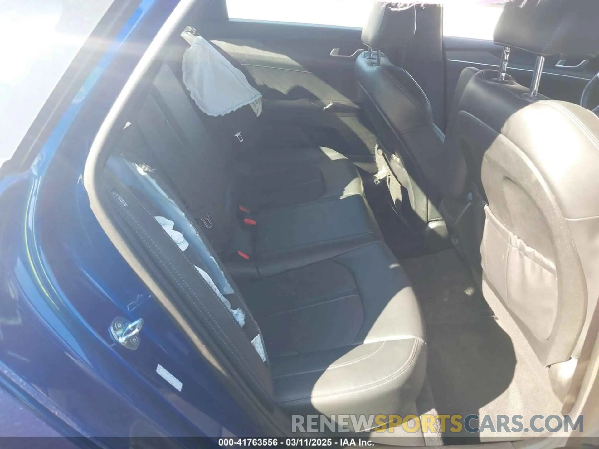 8 fotografías del automóvil dañado 5XXG64J21NG154663 KIA K5 2022