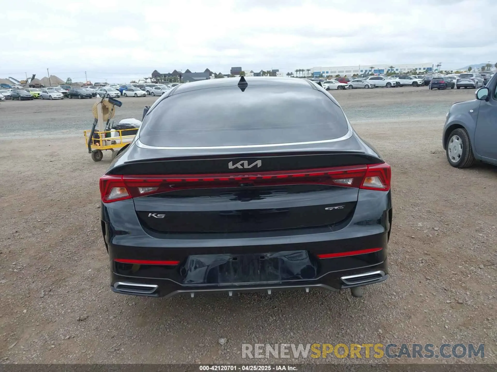 16 fotografías del automóvil dañado 5XXG64J22NG116746 KIA K5 2022