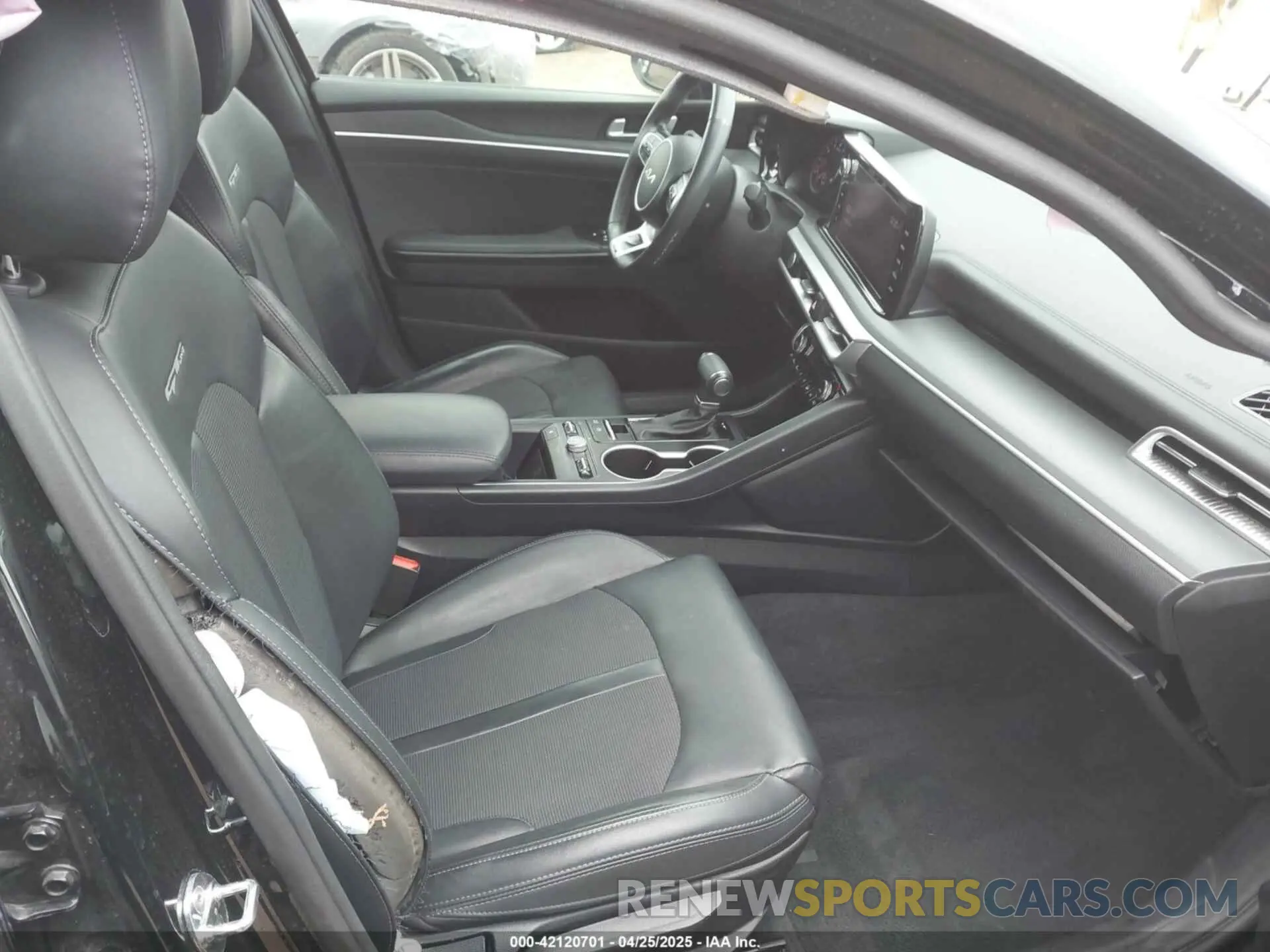 5 fotografías del automóvil dañado 5XXG64J22NG116746 KIA K5 2022