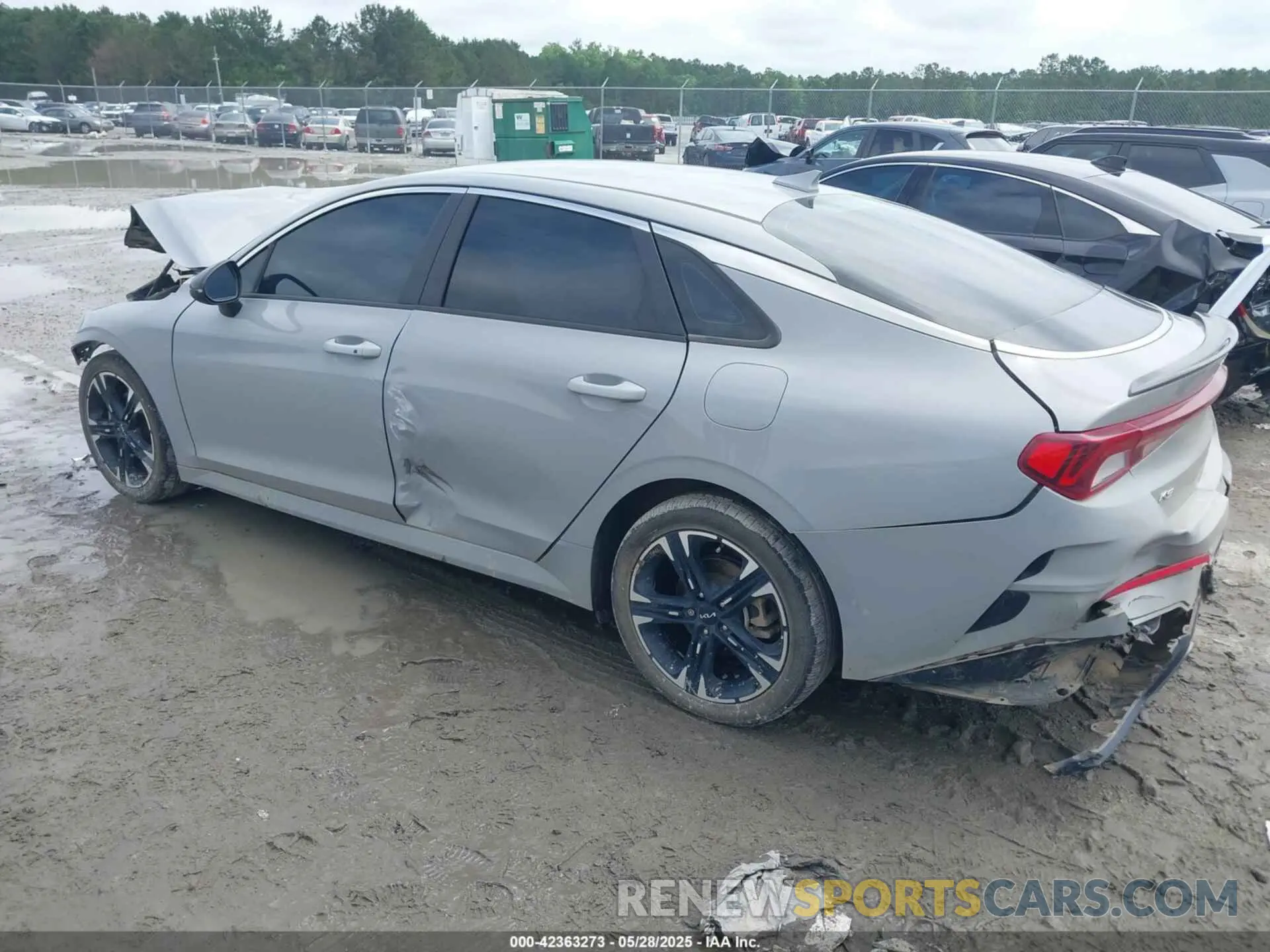 3 fotografías del automóvil dañado 5XXG64J22NG129352 KIA K5 2022