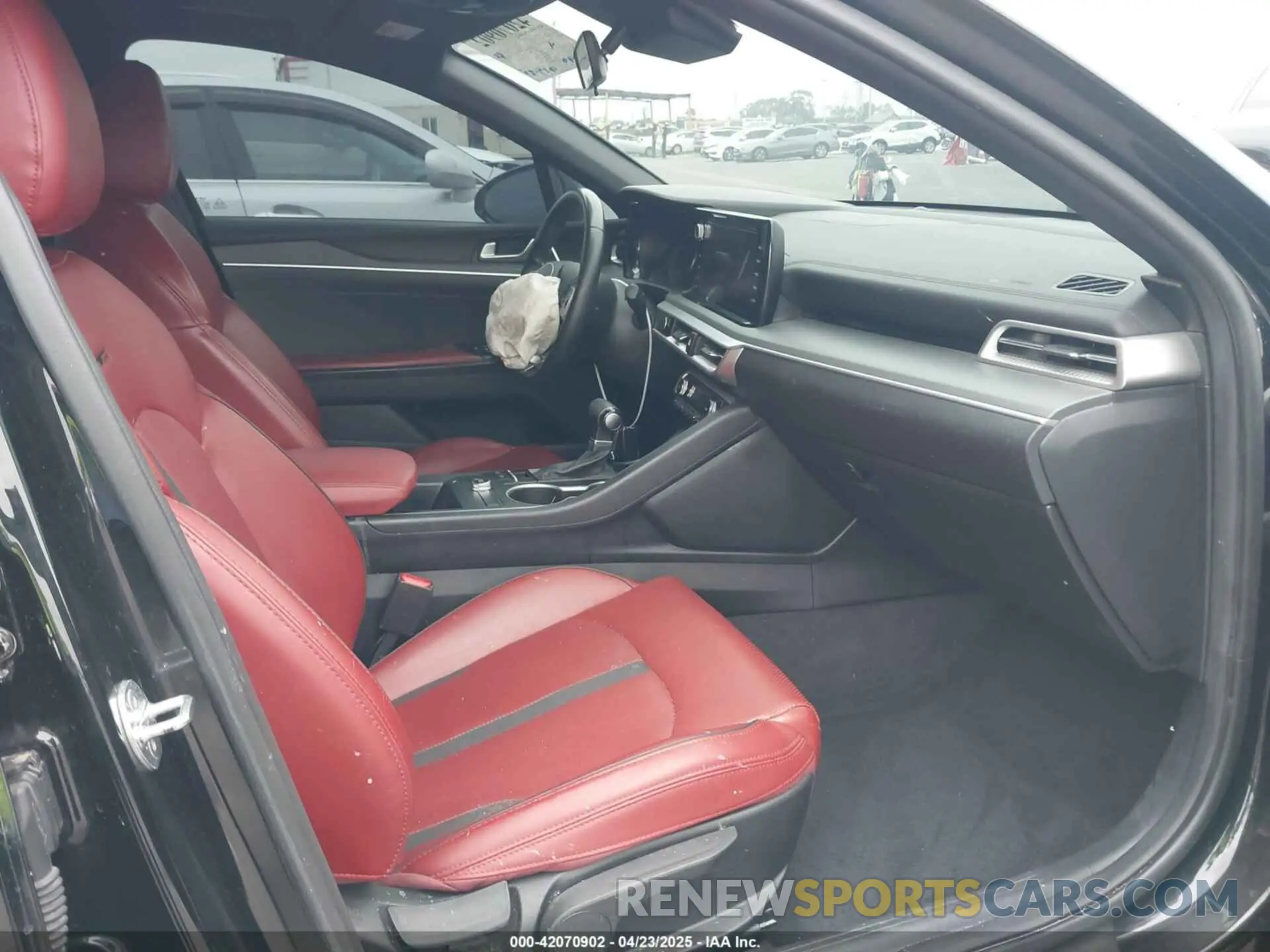 5 fotografías del automóvil dañado 5XXG64J22NG158351 KIA K5 2022