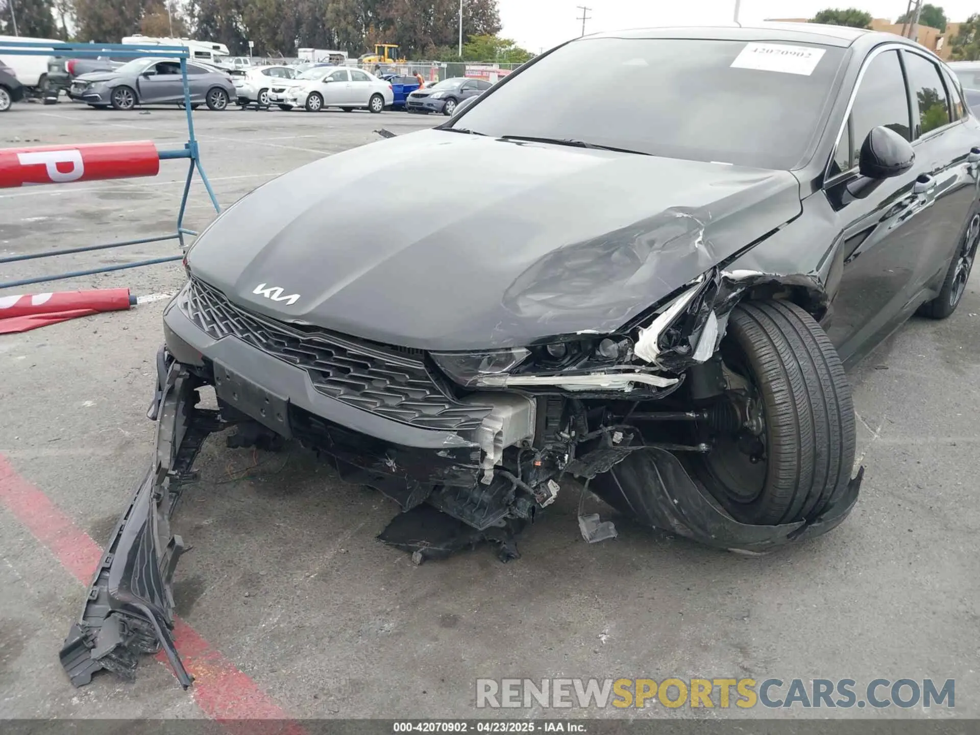 6 fotografías del automóvil dañado 5XXG64J22NG158351 KIA K5 2022