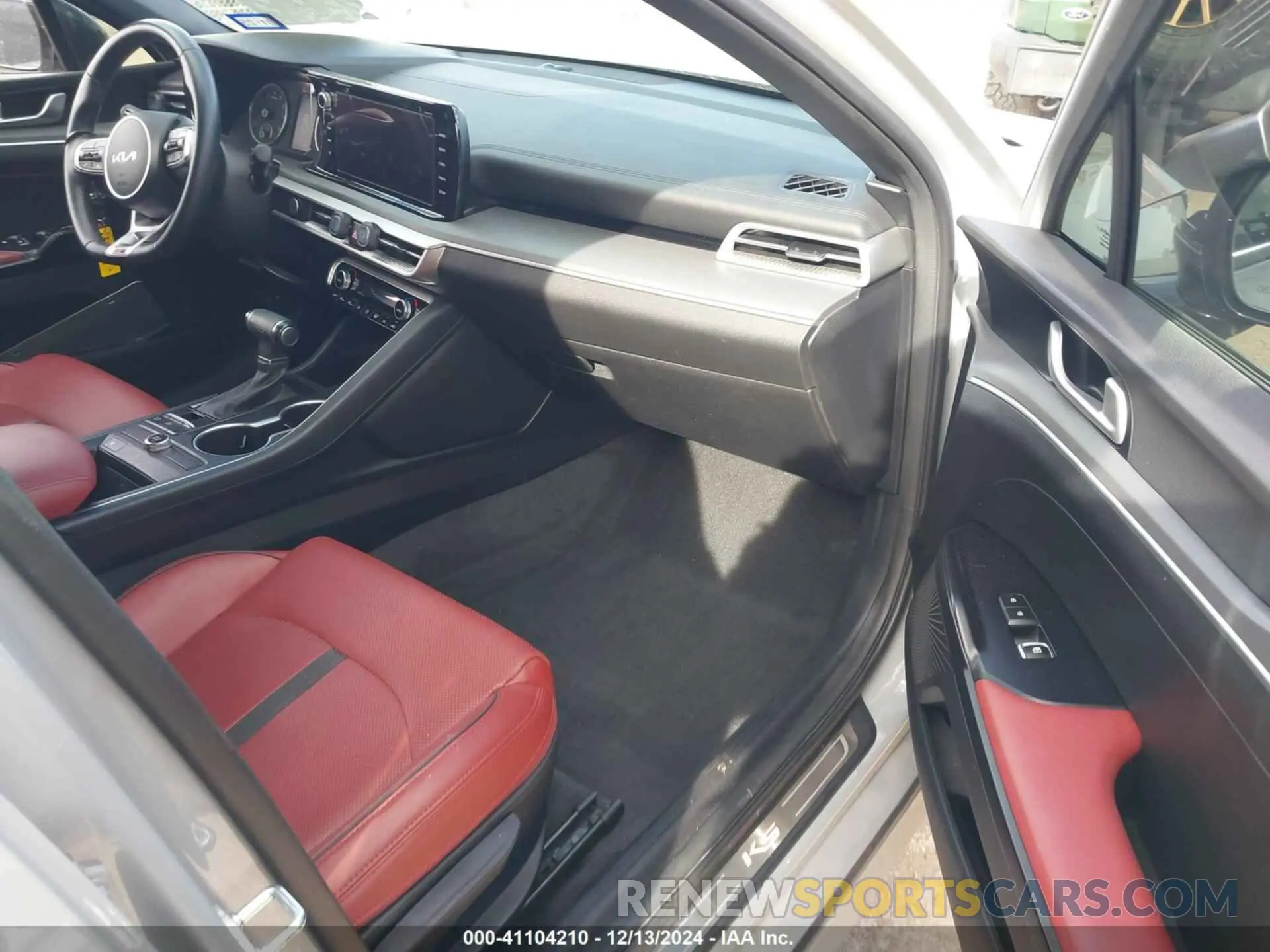 5 fotografías del automóvil dañado 5XXG64J22NG161430 KIA K5 2022