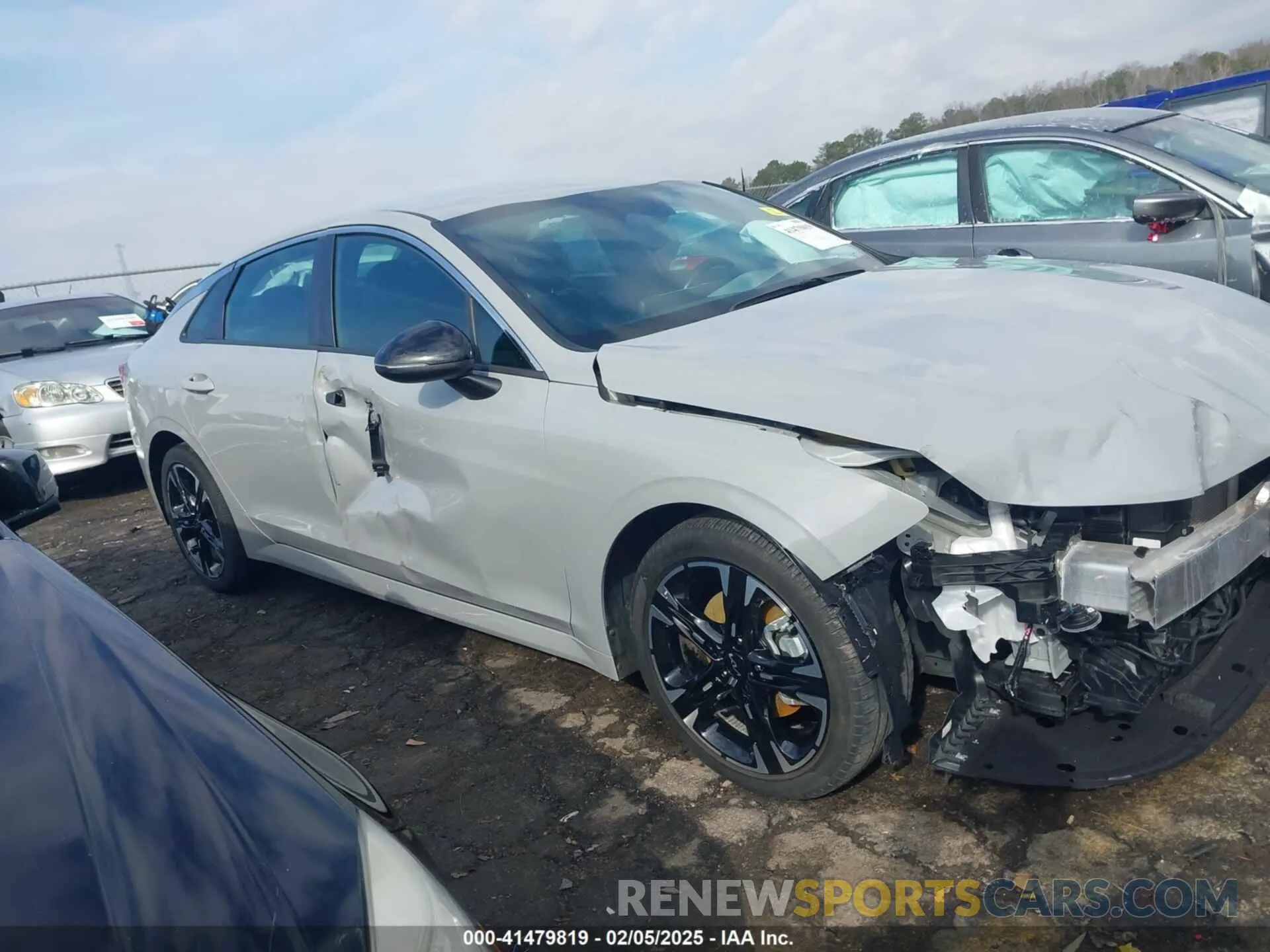 14 fotografías del automóvil dañado 5XXG64J23NG093008 KIA K5 2022