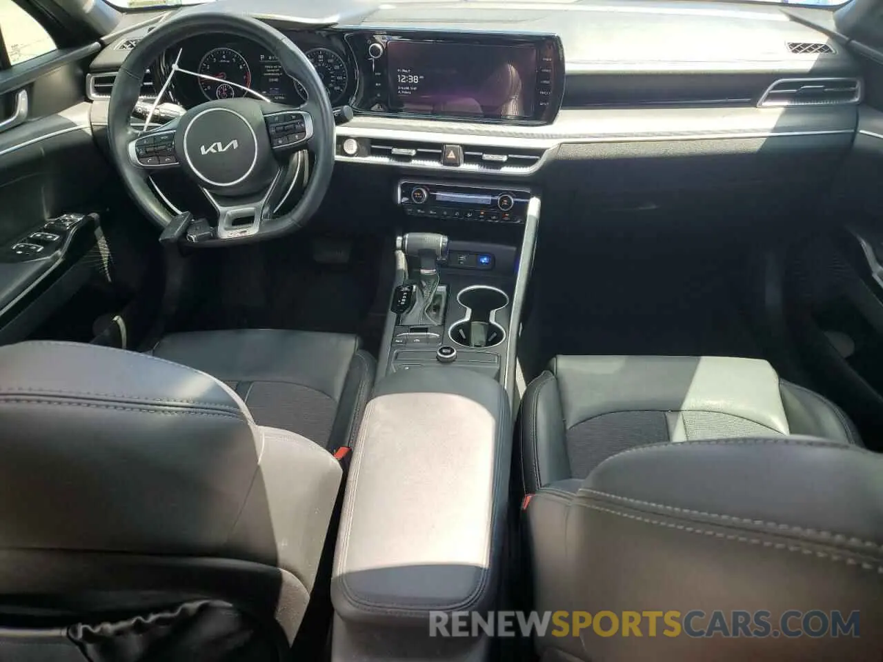 8 fotografías del automóvil dañado 5XXG64J23NG095616 KIA K5 2022