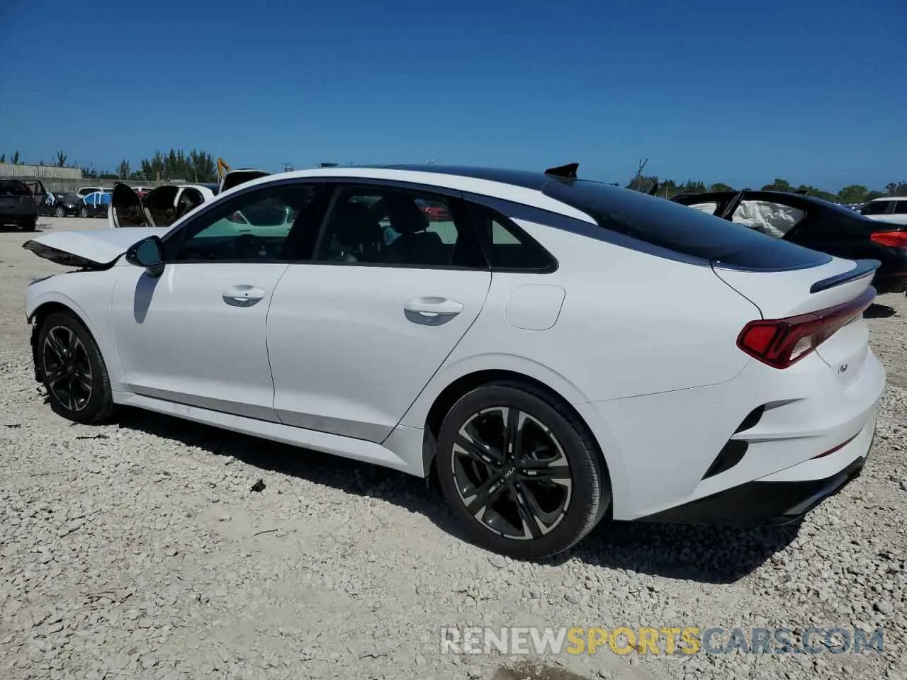 2 fotografías del automóvil dañado 5XXG64J23NG122751 KIA K5 2022