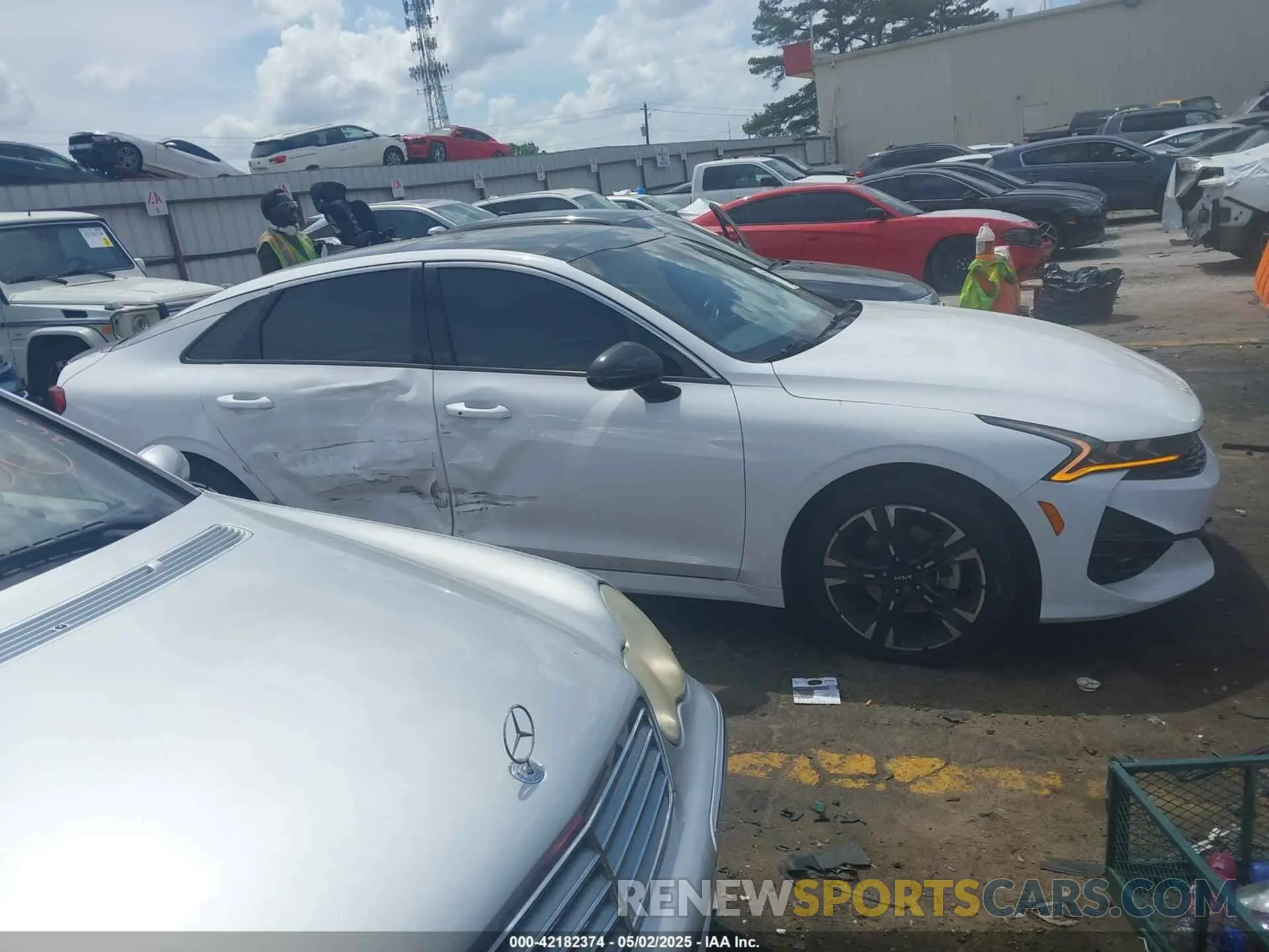 13 fotografías del automóvil dañado 5XXG64J23NG128582 KIA K5 2022