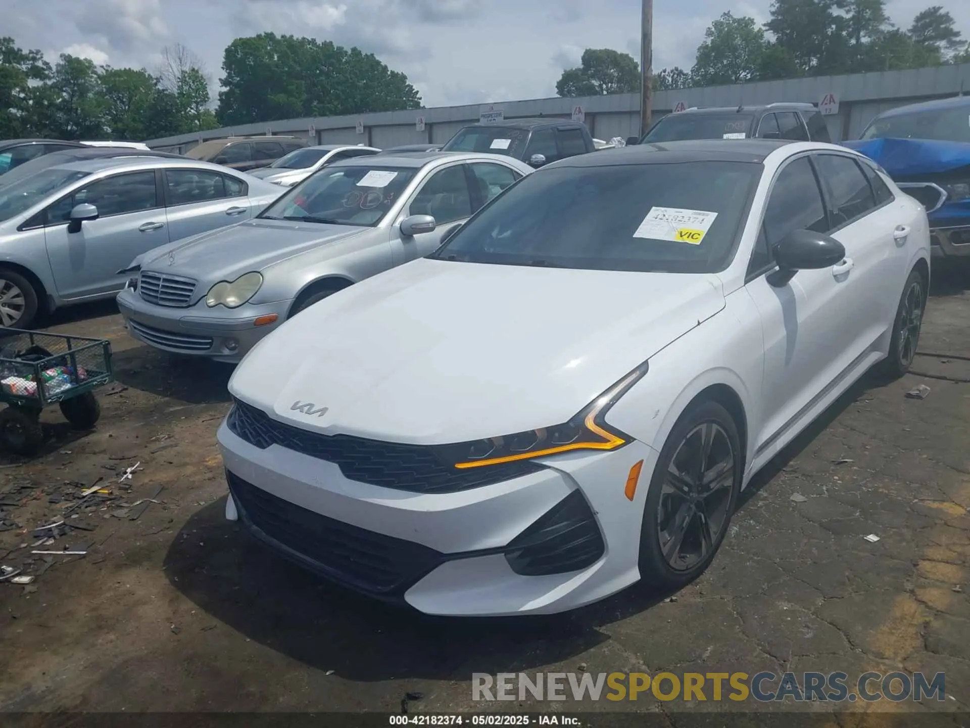 2 fotografías del automóvil dañado 5XXG64J23NG128582 KIA K5 2022